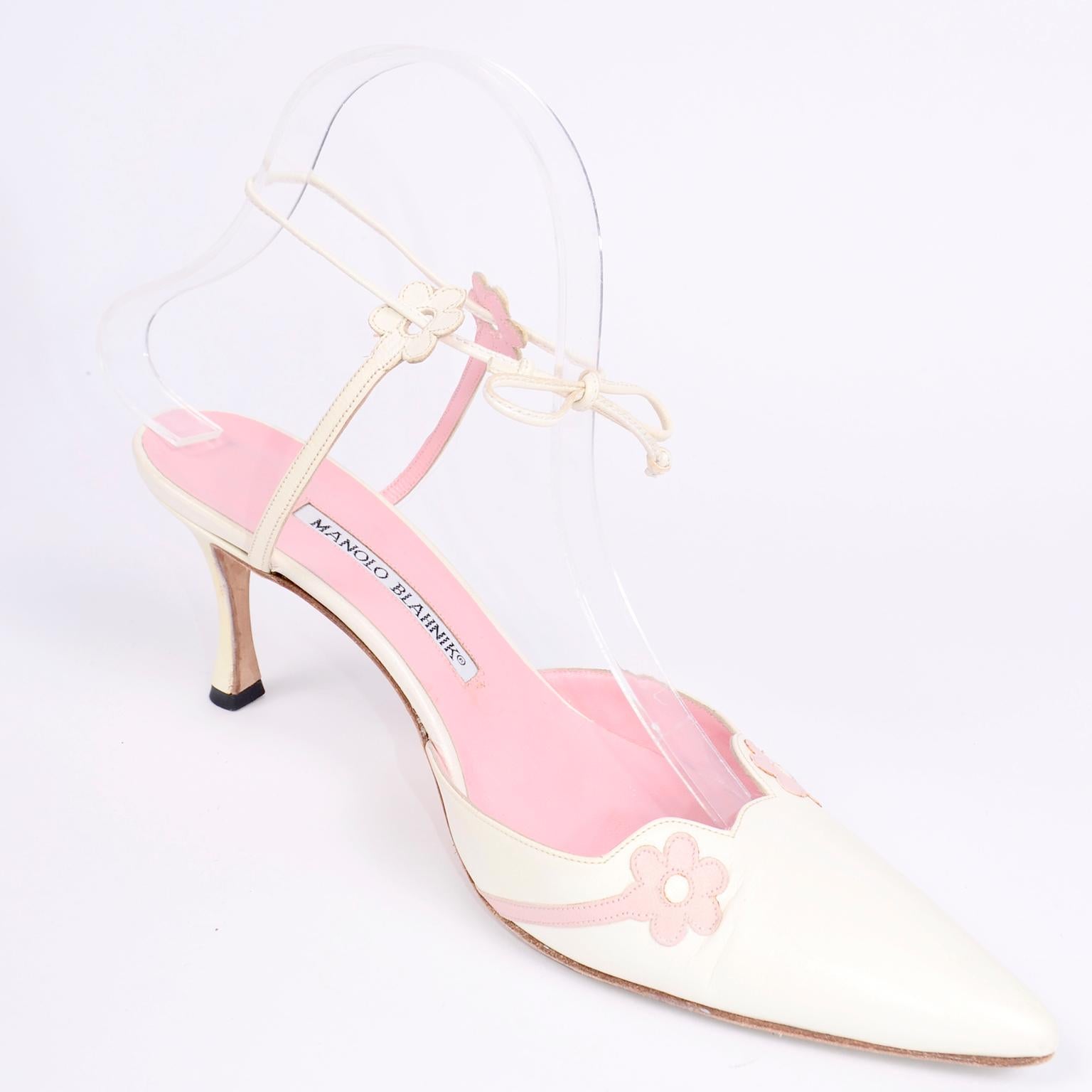 Ivory Leather Manolo Blahnik Shoes With Pink Daisy Flowers and Ankle Straps 3