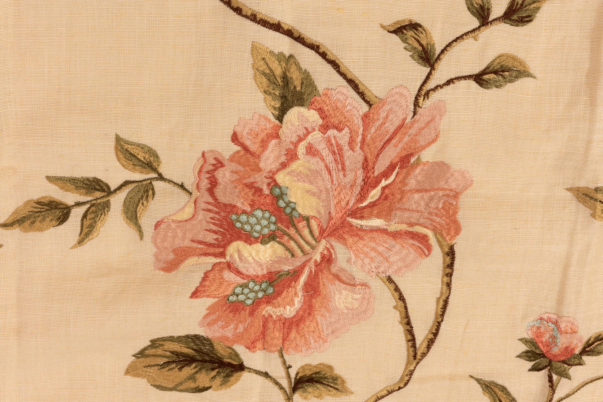 Ivory Linen Embroidered with Pink Peonies For Sale 4