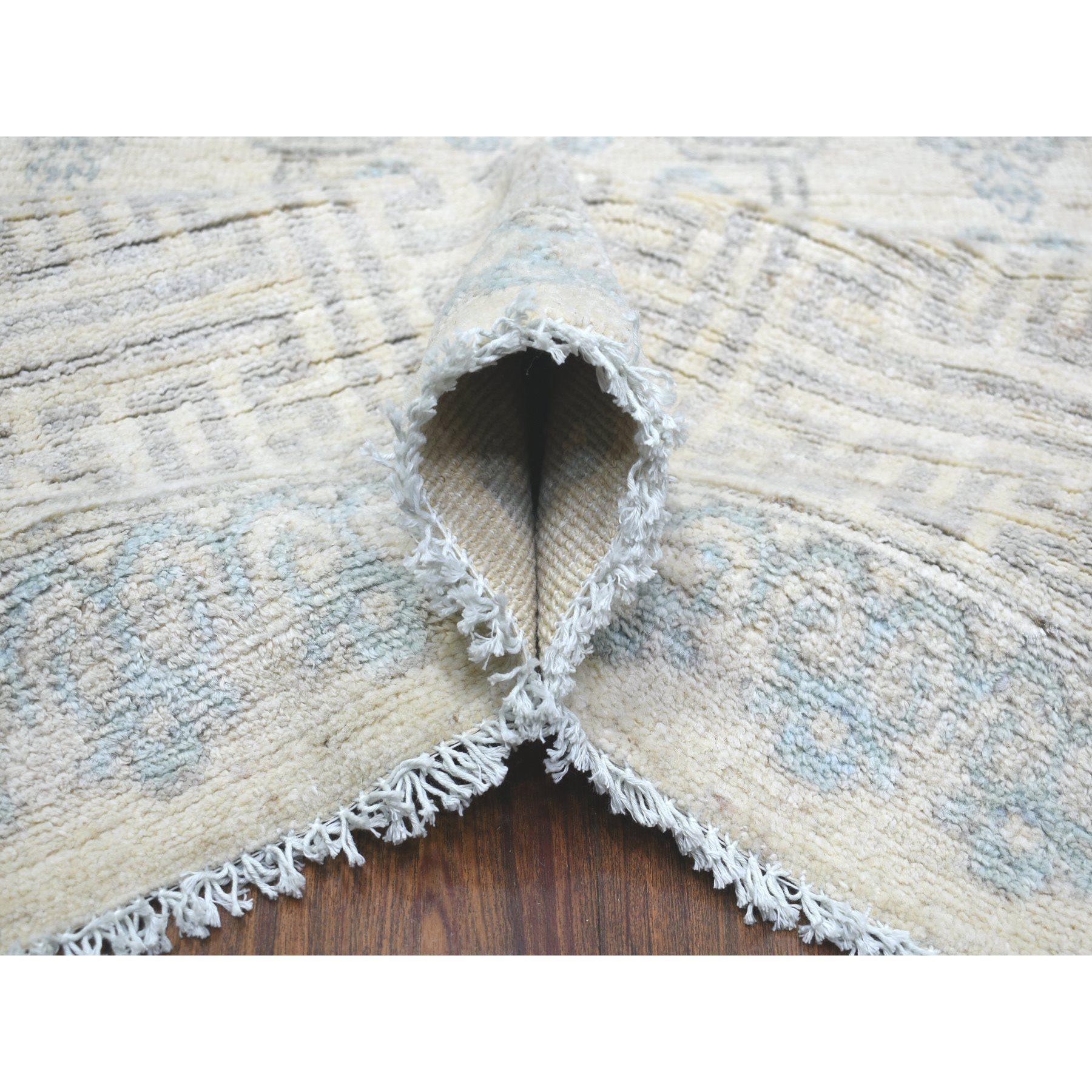 Ivory Milk Wash Peshawar Pure Wool Natural Dyes Hand Knotted Rug 8'1
