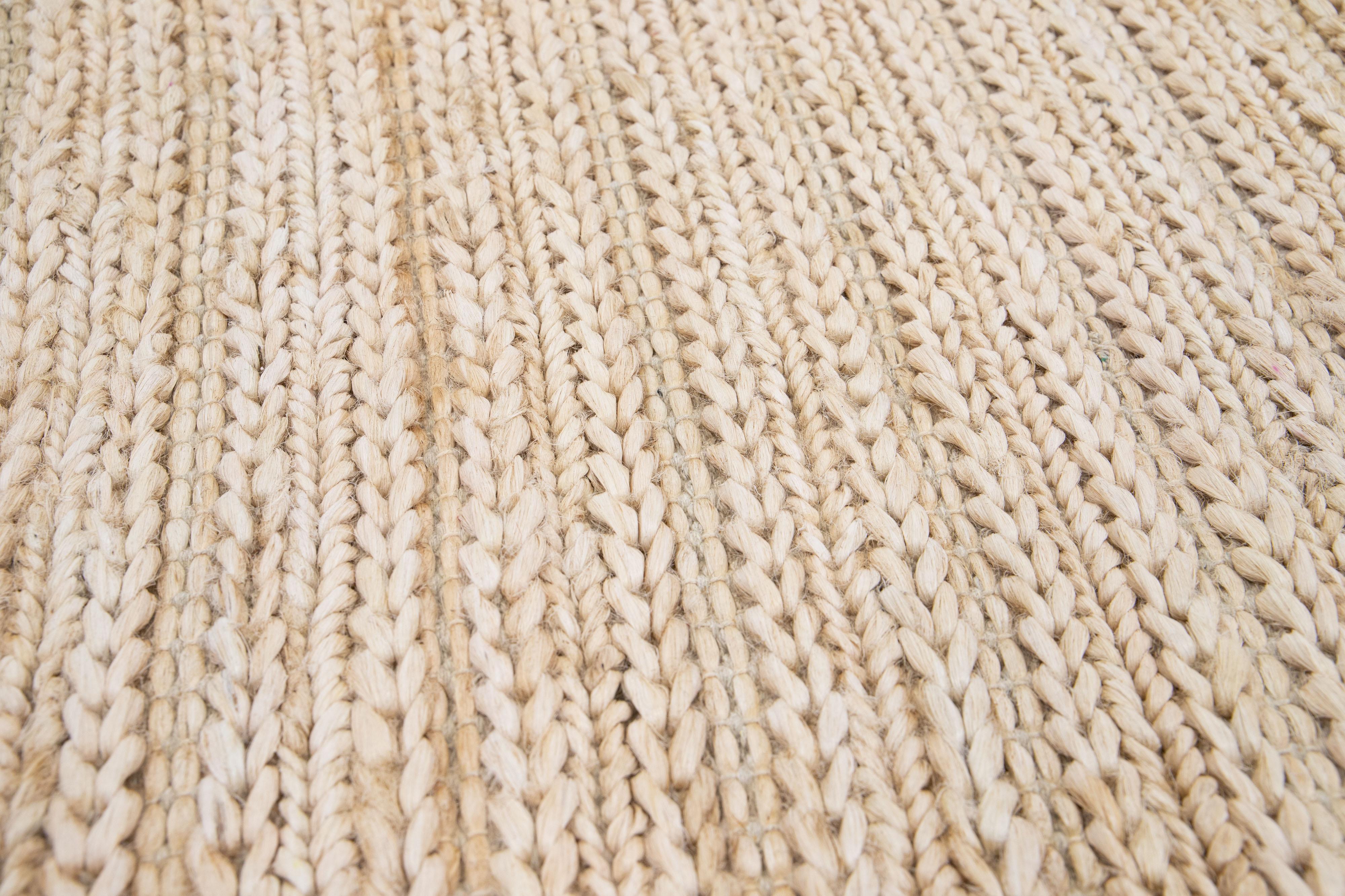 Elfenbein Modern Natural Style Handmade Custom Jute Teppich (Indisch) im Angebot