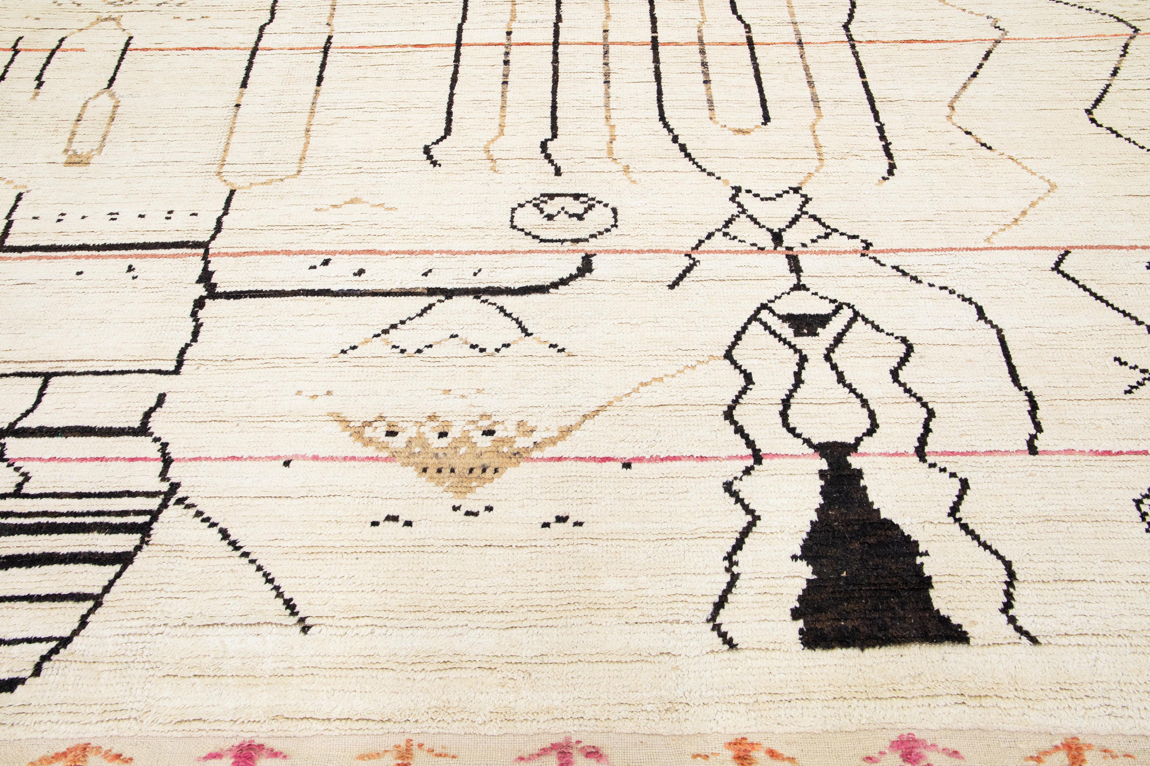 Ivory Moroccan Berber Style Handmade Abstract Wool Rug In New Condition For Sale In Norwalk, CT