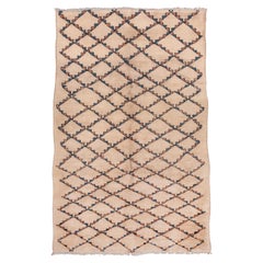 Vintage Ivory Moroccan Lattice Rug with Diamond Allover Pattern