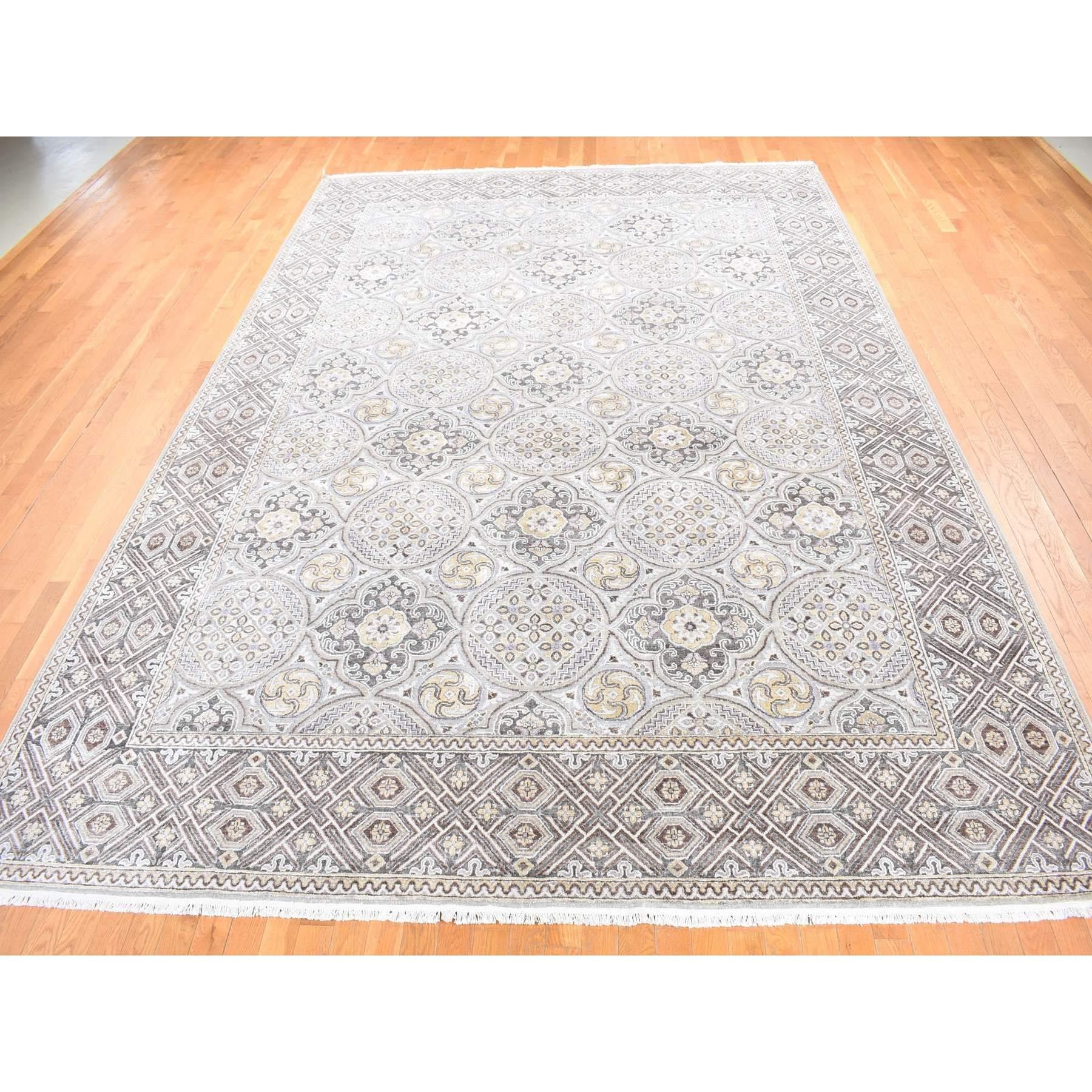 Tribal Tapis oriental noué à la main, en soie et laine texturée ivoire à motif moghol 10'1