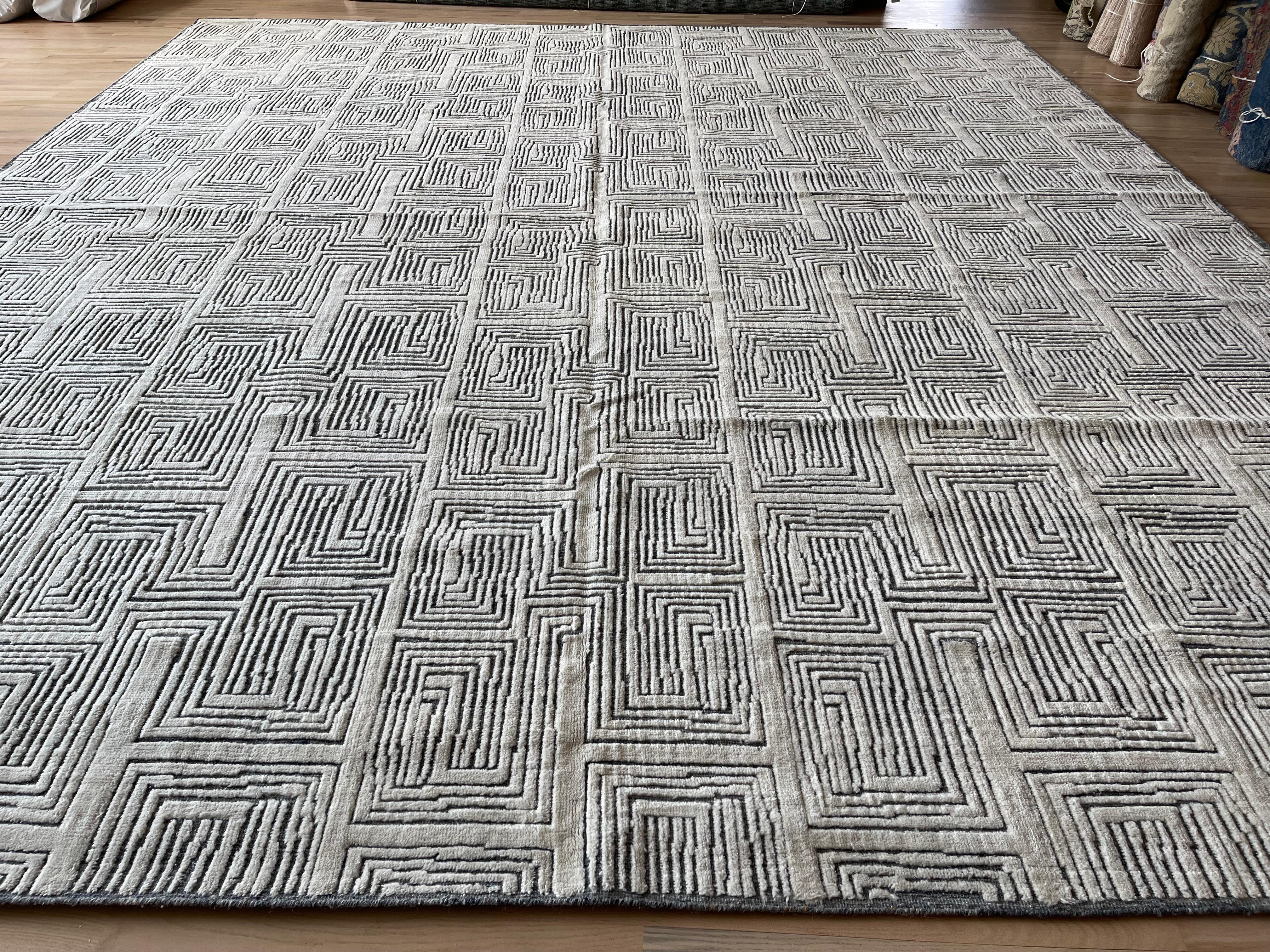 Annodato a mano Tappeto per l'area Maze Moroccan Design Avorio e Blu in vendita