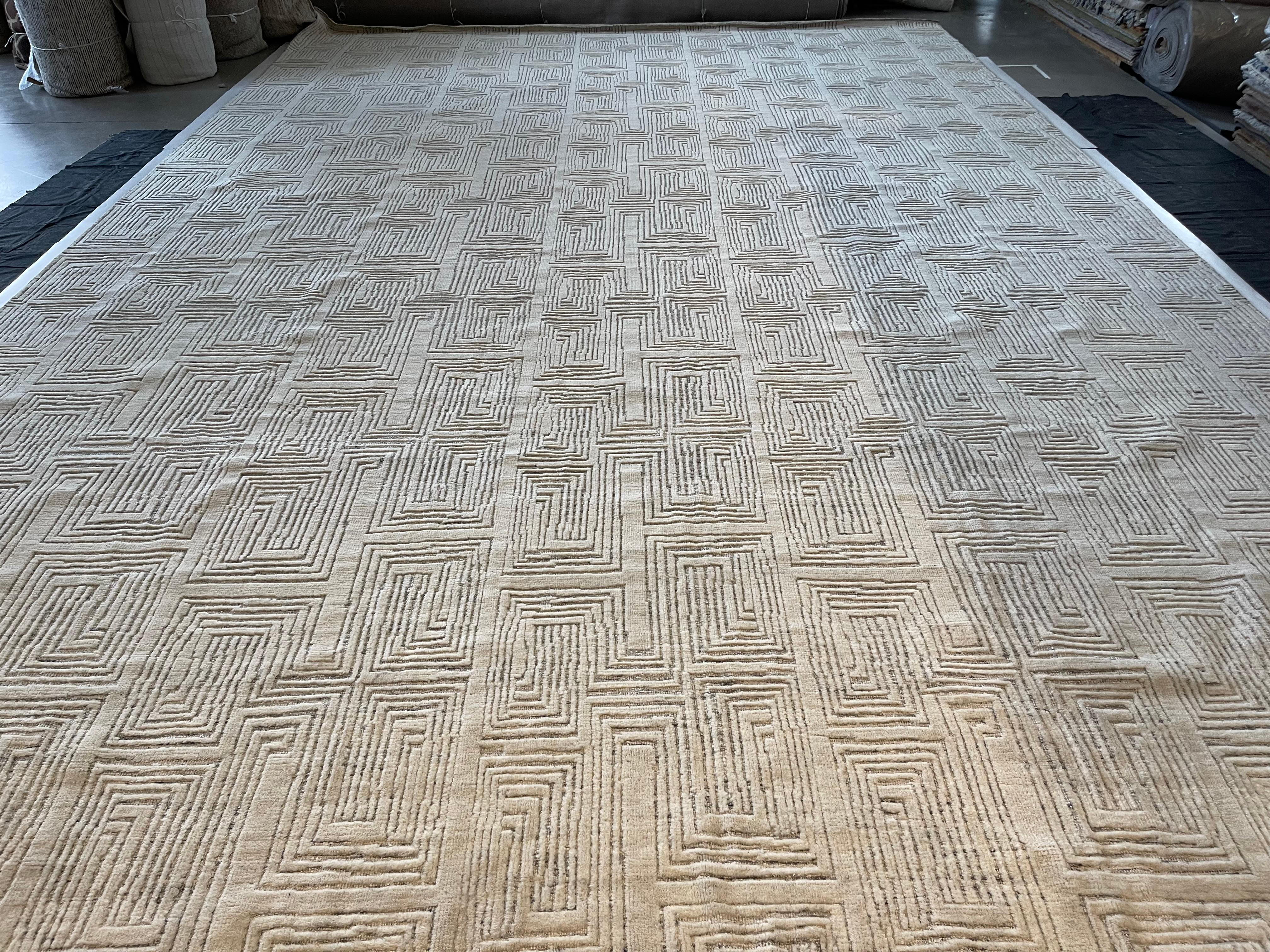 Annodato a mano Tappeto per l'area Maze Moroccan Design Avorio su Avorio in vendita