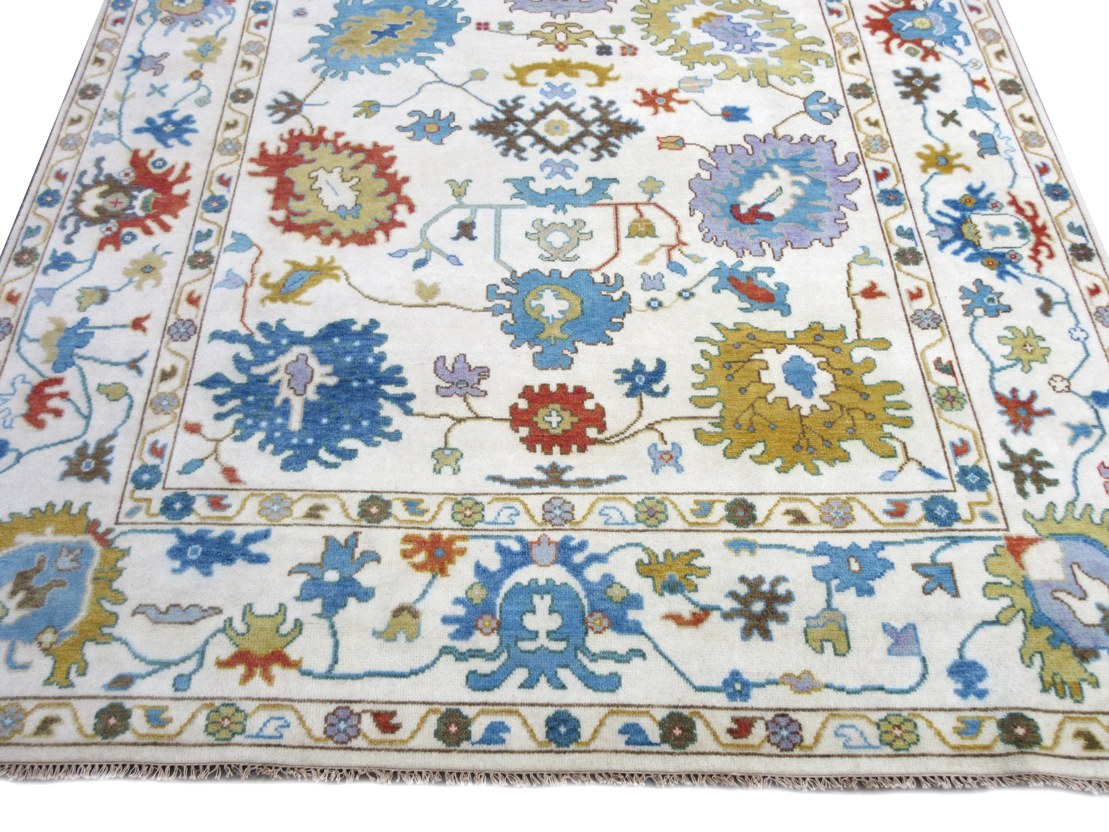 Indian Ivory Oushak Area Rug For Sale