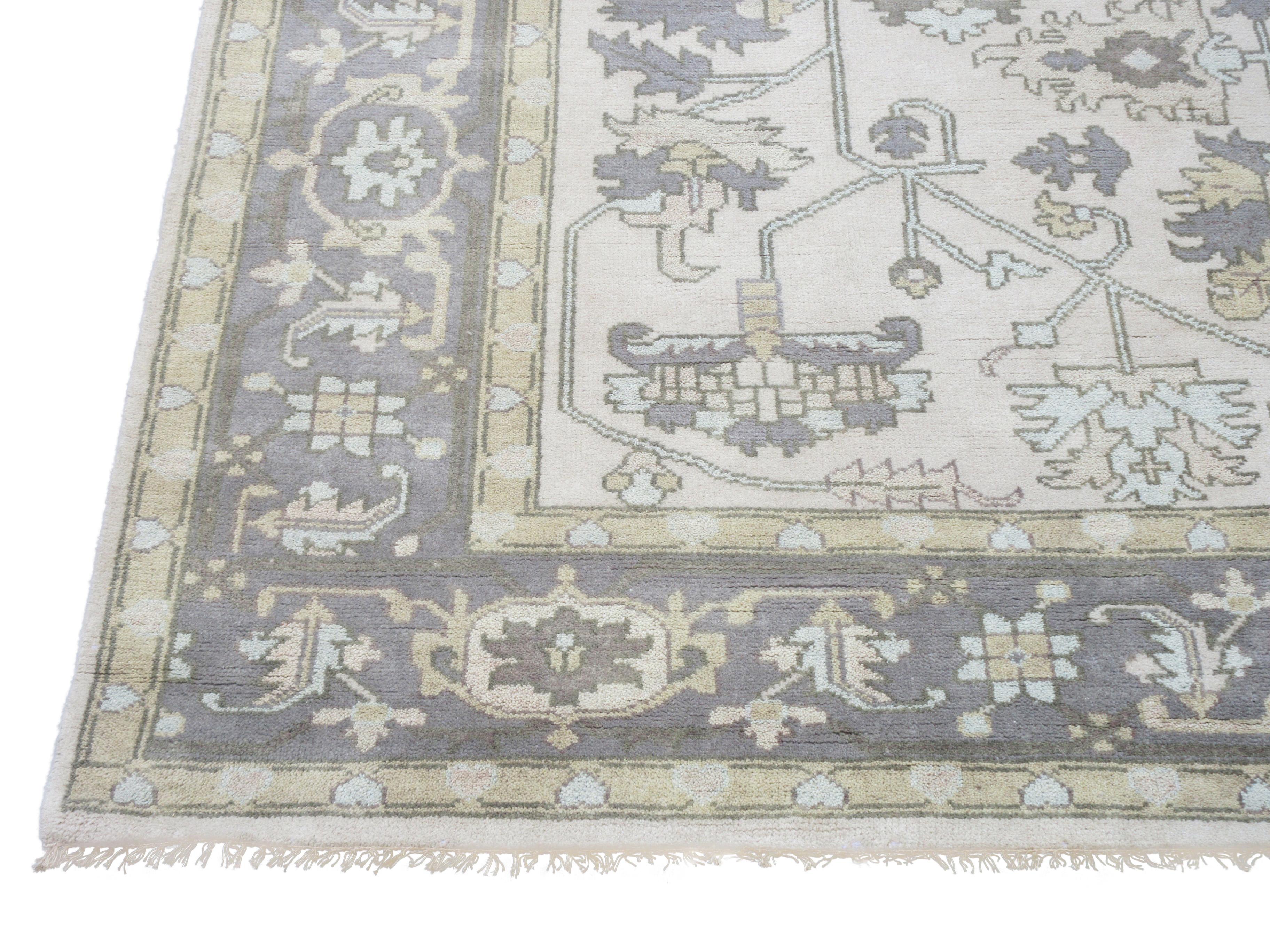 Hand-Knotted Ivory Oushak Heriz Area Rug For Sale
