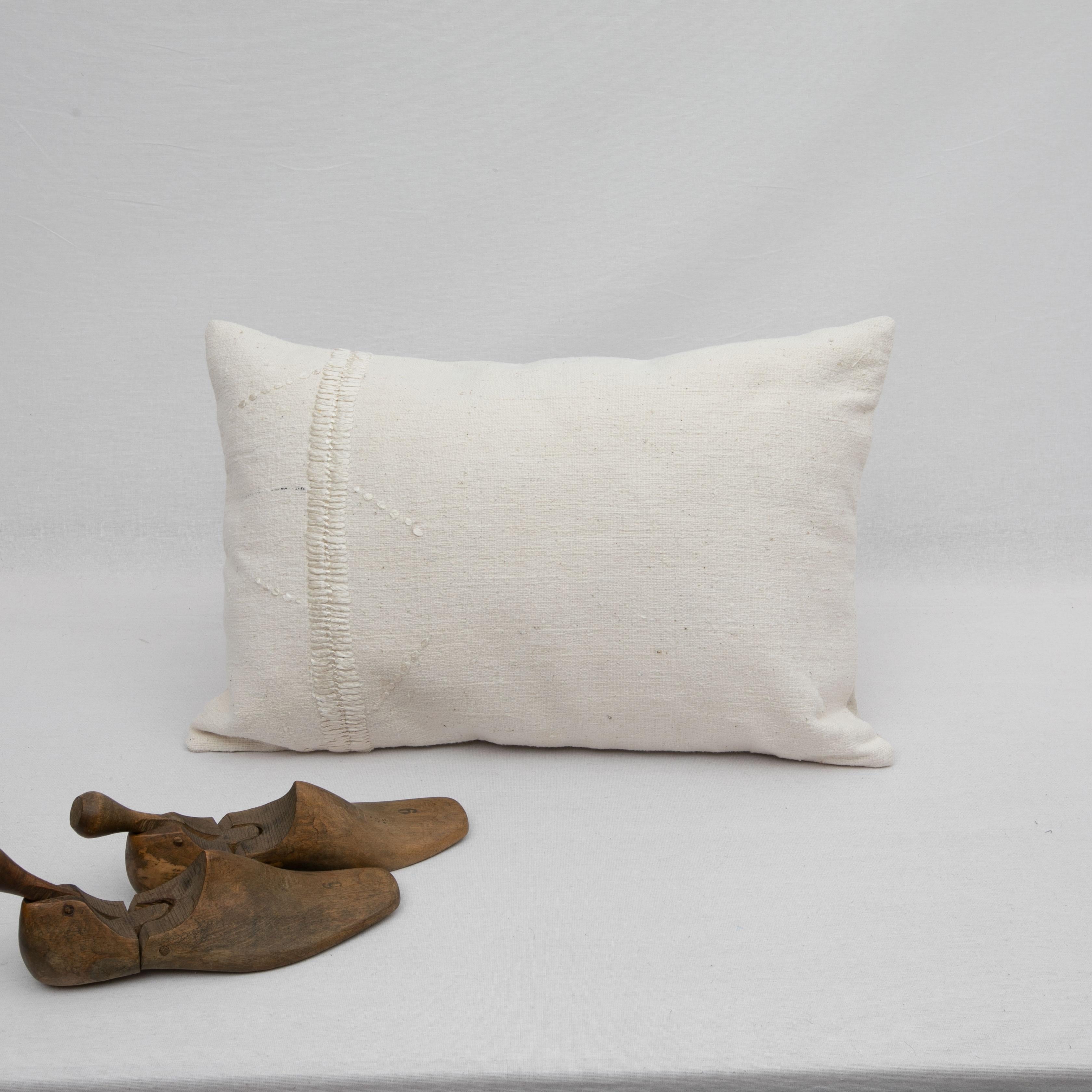 Mid-Century Modern Ivory Pillow Case Fashioned from a Vintage Anatolian Coverlet, Mid 20th C For Sale