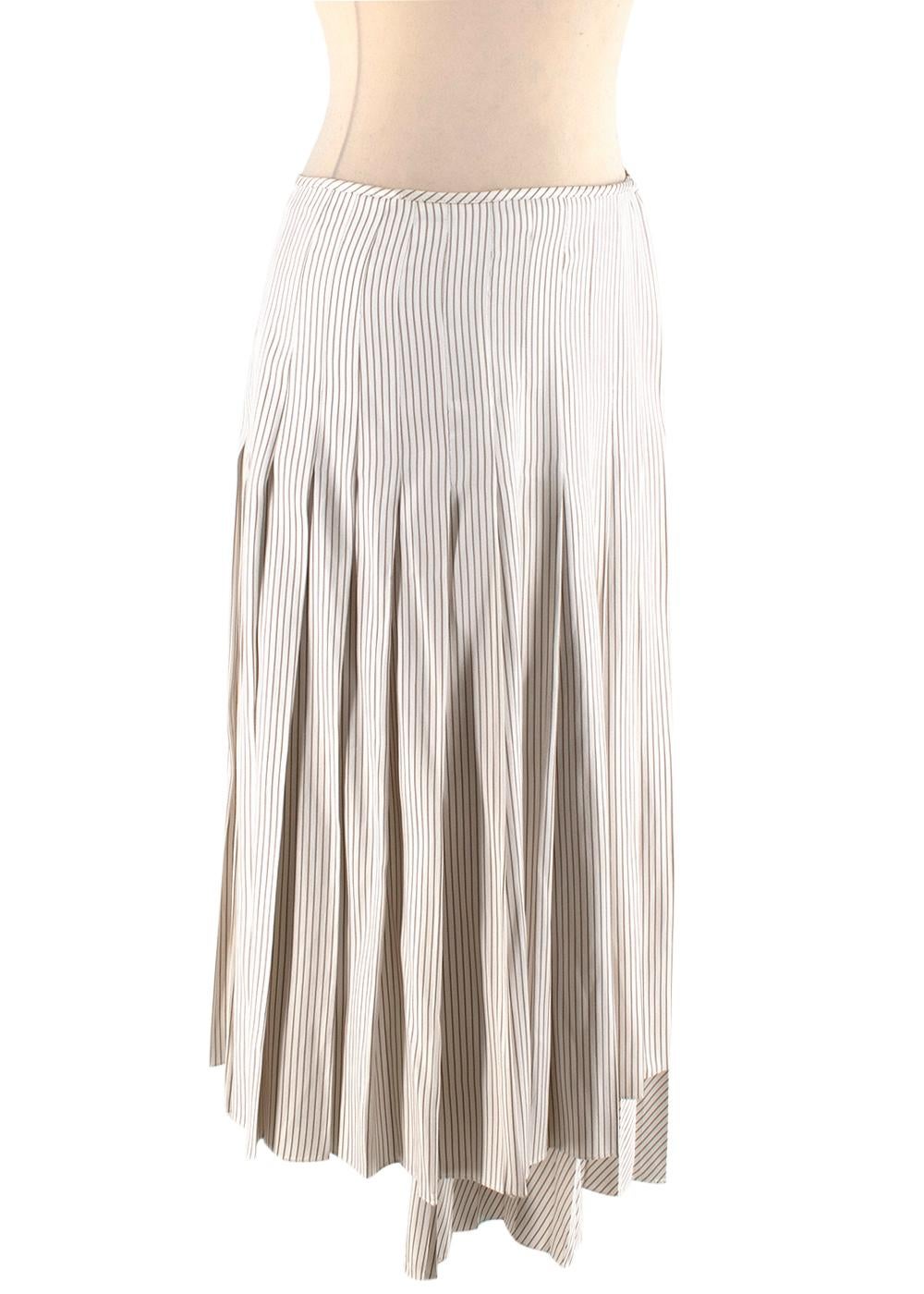 Fendi Ivory Pinstripe Pleated Silk Skirt

- Wrap-front pleated skirt in ivory and khaki pinstriped silk crepe de chine
- Asymmetric hemline
- Popper closure
- Mid-length
- Unlined 

Materials 
100% Silk 

Made in Italy 
Dry Clean Only 
9.5/10