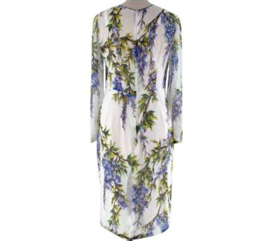 Seiden-Chiffonkleid mit Wisteria-Druck in Elfenbein und Lila (Weiß) im Angebot