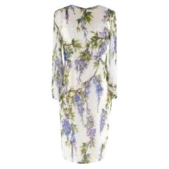 Seiden-Chiffonkleid mit Wisteria-Druck in Elfenbein und Lila