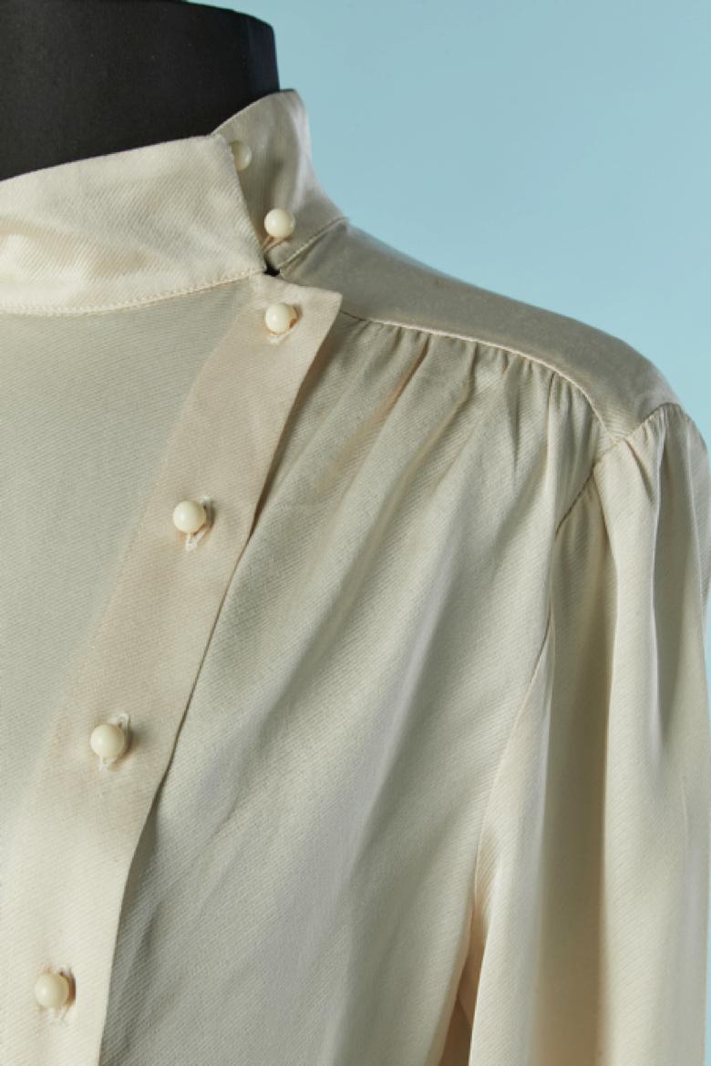 Grigio Camicetta in rayon avorio con abbottonatura asimmetrica SEE by CHLOÉ in vendita