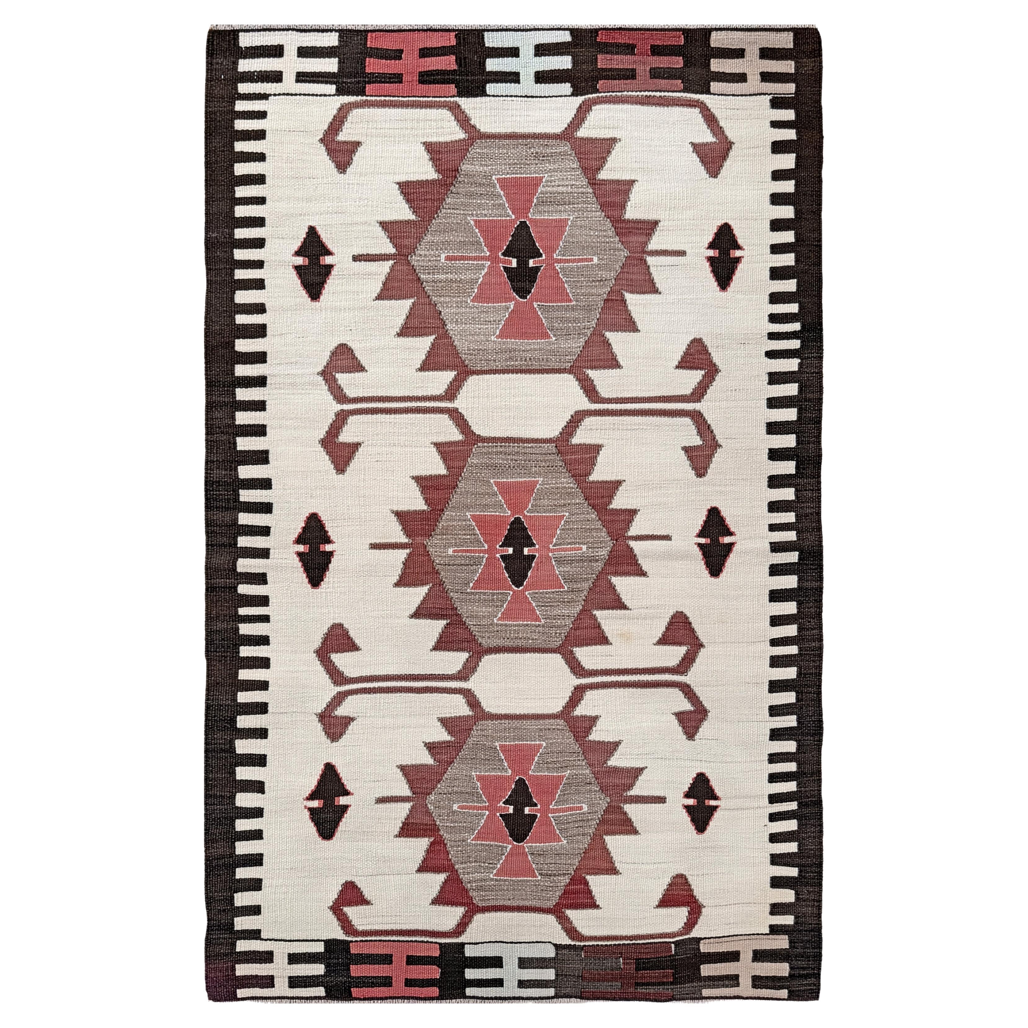 Elfenbein 
Rosenrot Mut Kilim - • Türkischer Flachgewebeteppich im Navajo-Stil (3
x5
)