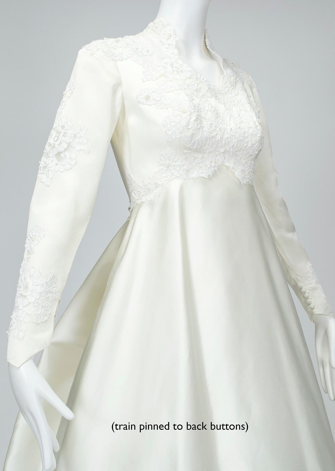 Women's Ivory Satin Queen Anne Empire Wedding Gown w Adjustable Train/Bustle – XS, 1950s For Sale