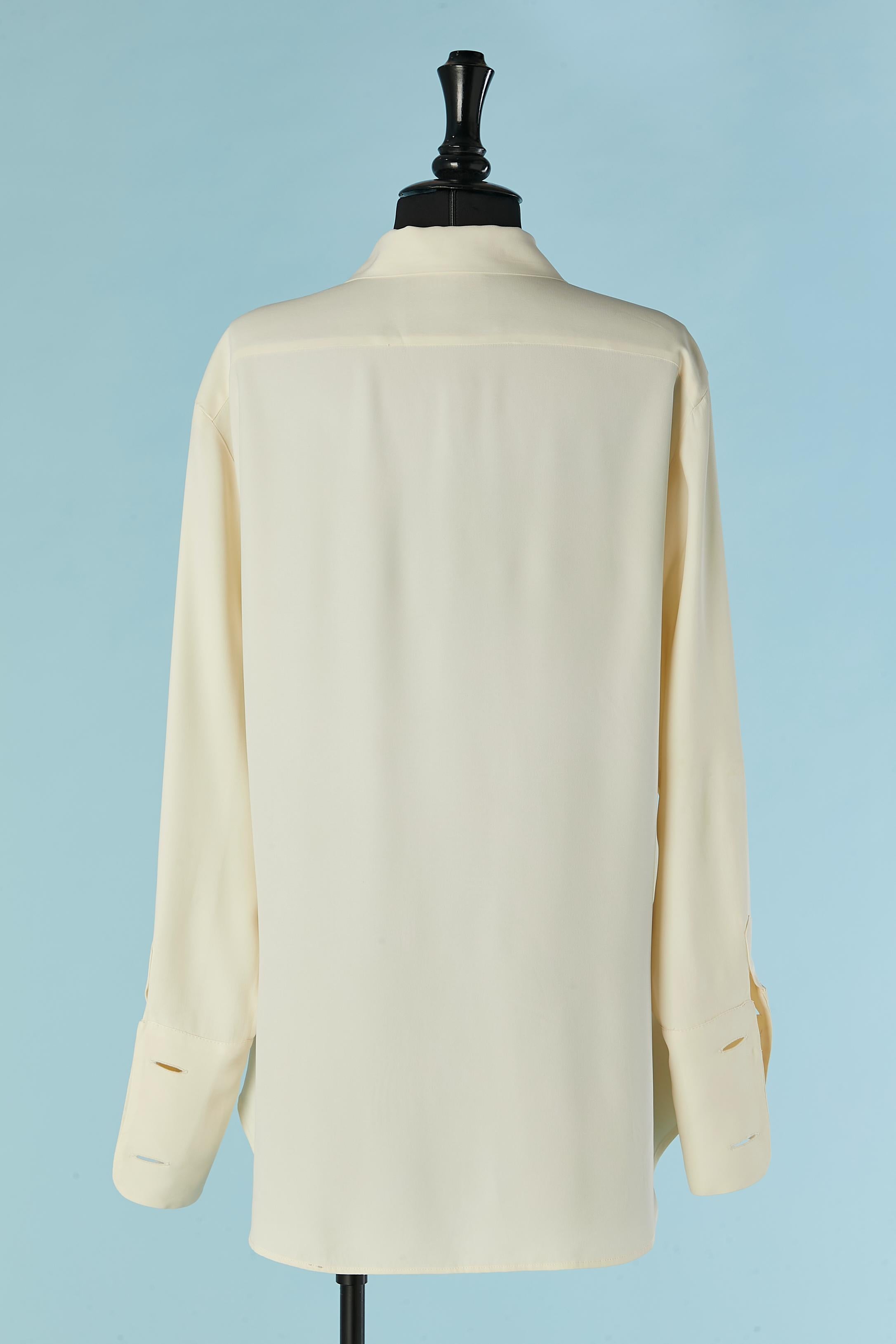 Ivory shirt Moschino In Excellent Condition For Sale In Saint-Ouen-Sur-Seine, FR