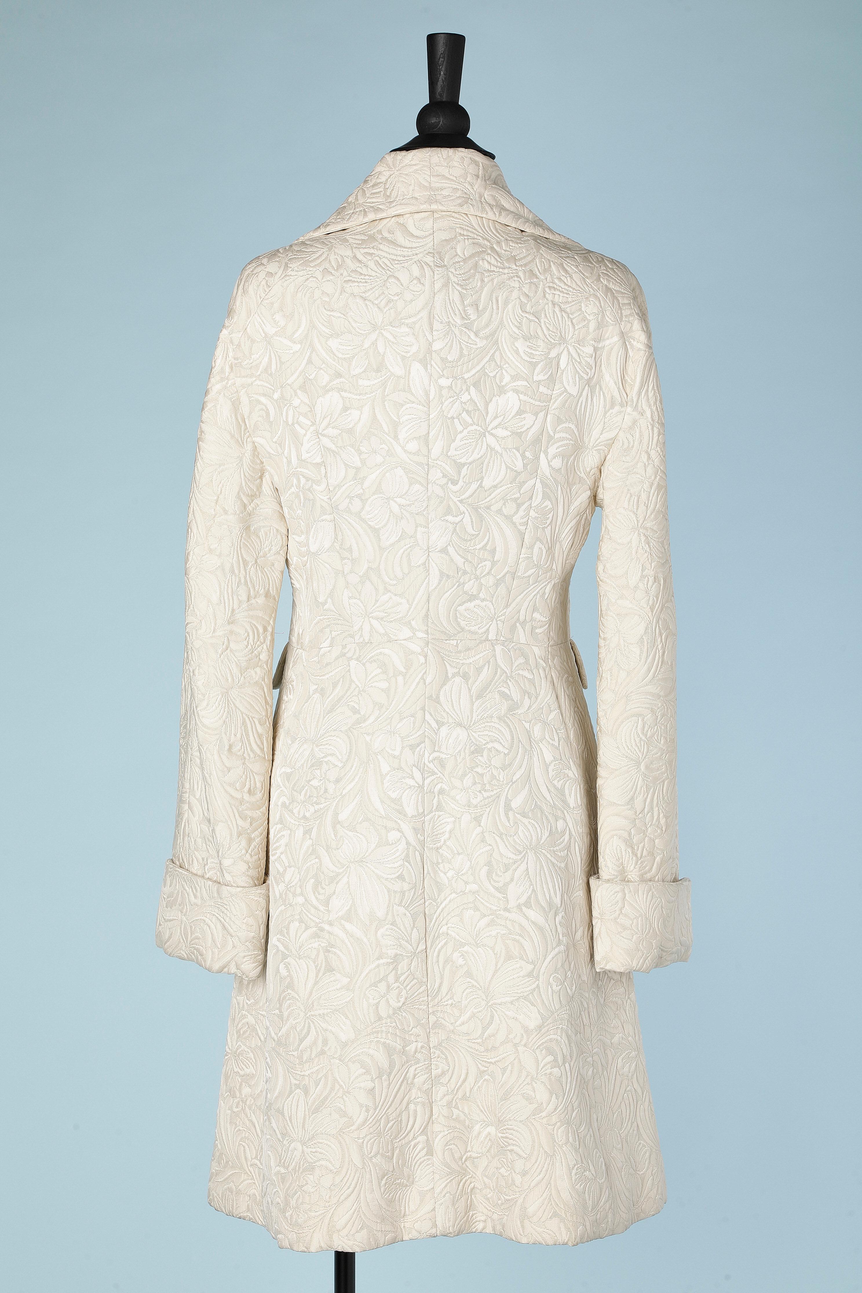 Gold Ivory silk and gold lurex damask coat Valentino Night  For Sale