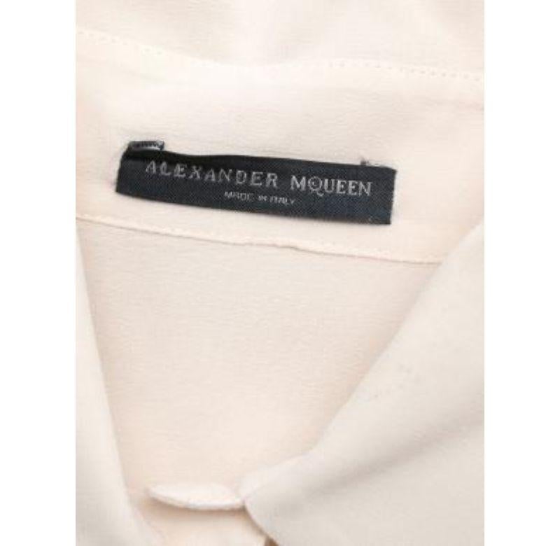 Alexander McQueen Ivory Silk Crepe de Chine Short Sleeve Blouse - Size S For Sale 1