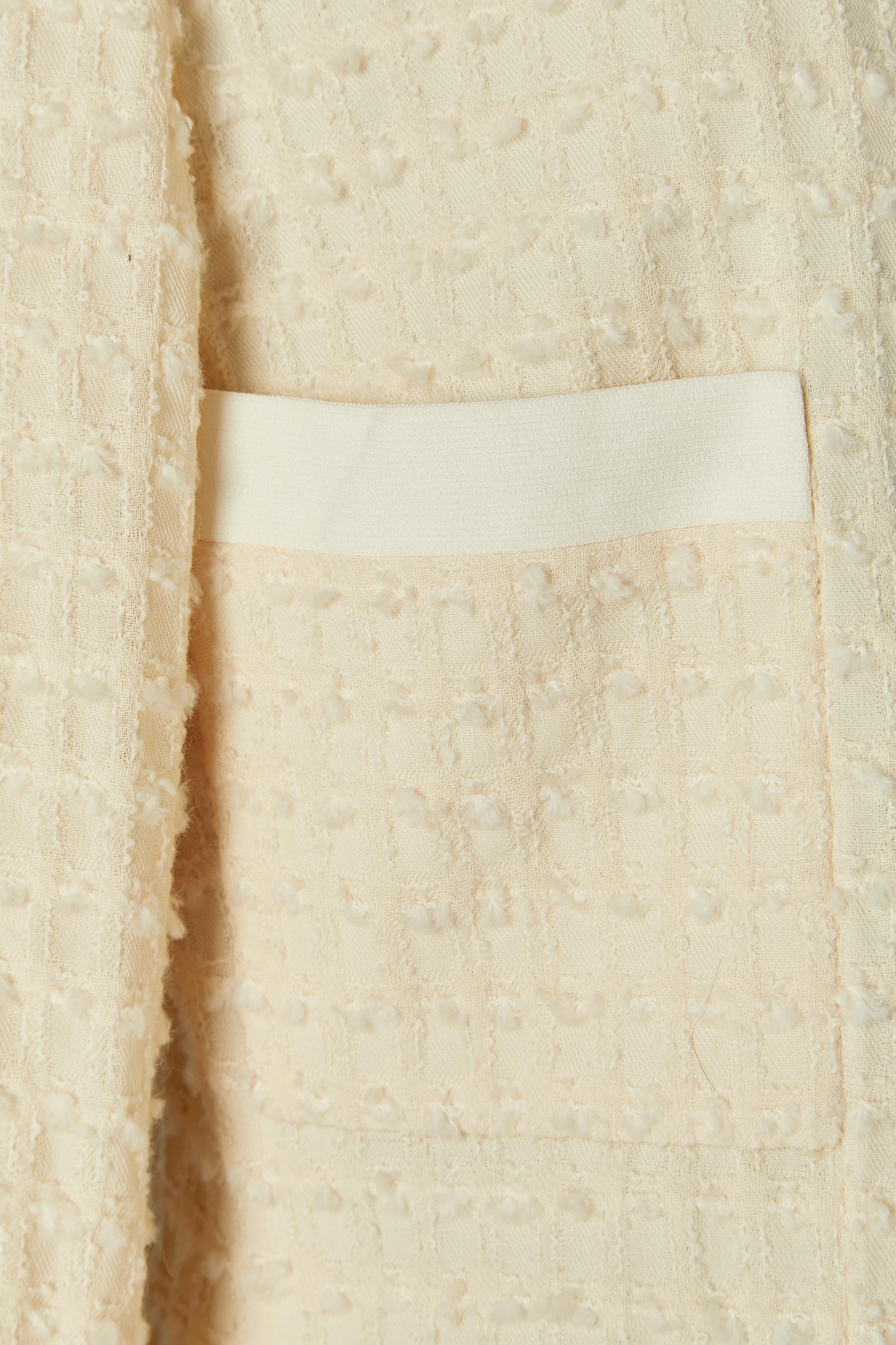 Einreihige Jacke aus elfenbeinfarbenem Tweed CHANEL BOUTIQUE im Zustand „Hervorragend“ im Angebot in Saint-Ouen-Sur-Seine, FR