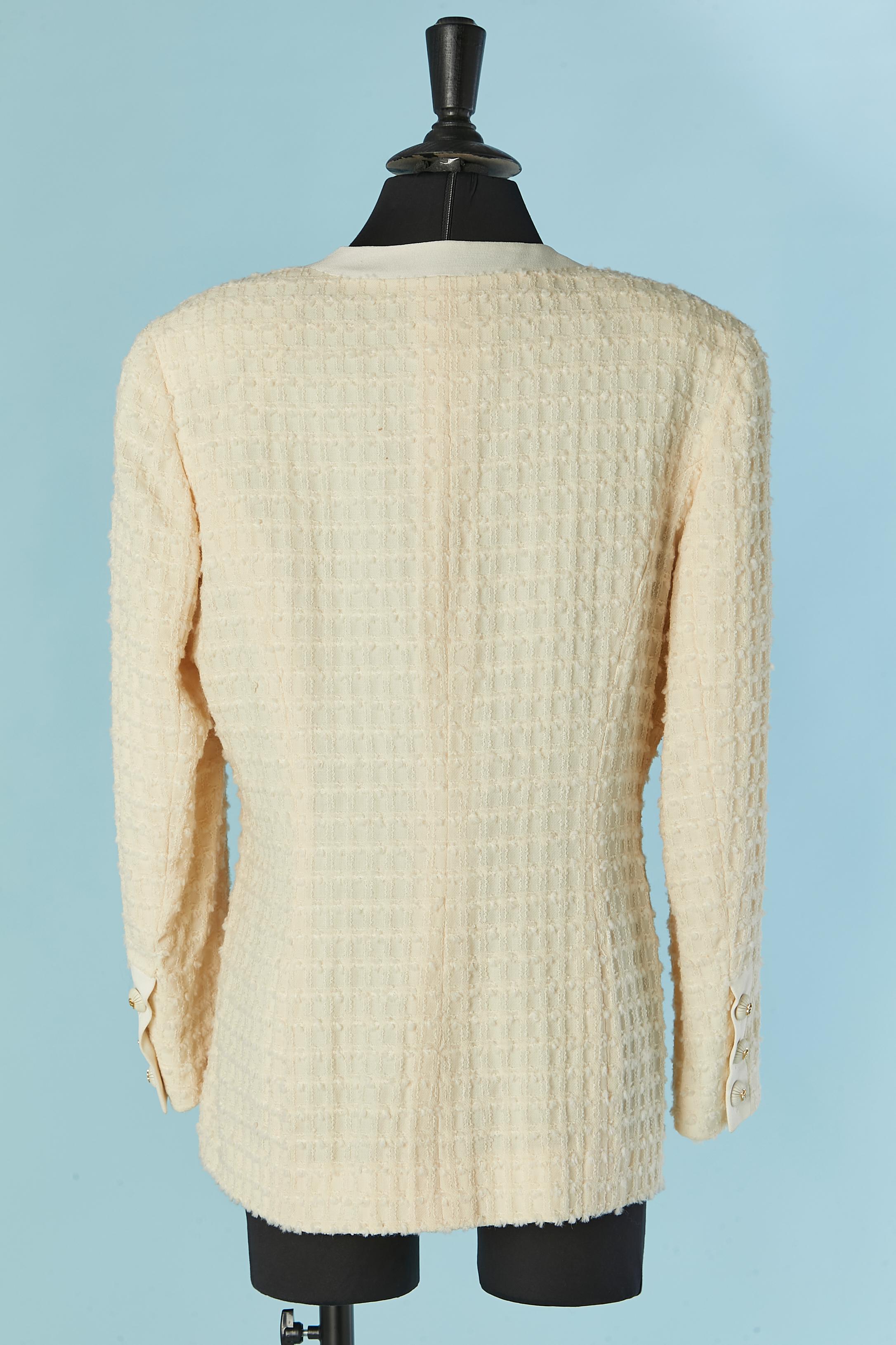 Einreihige Jacke aus elfenbeinfarbenem Tweed CHANEL BOUTIQUE im Angebot 2
