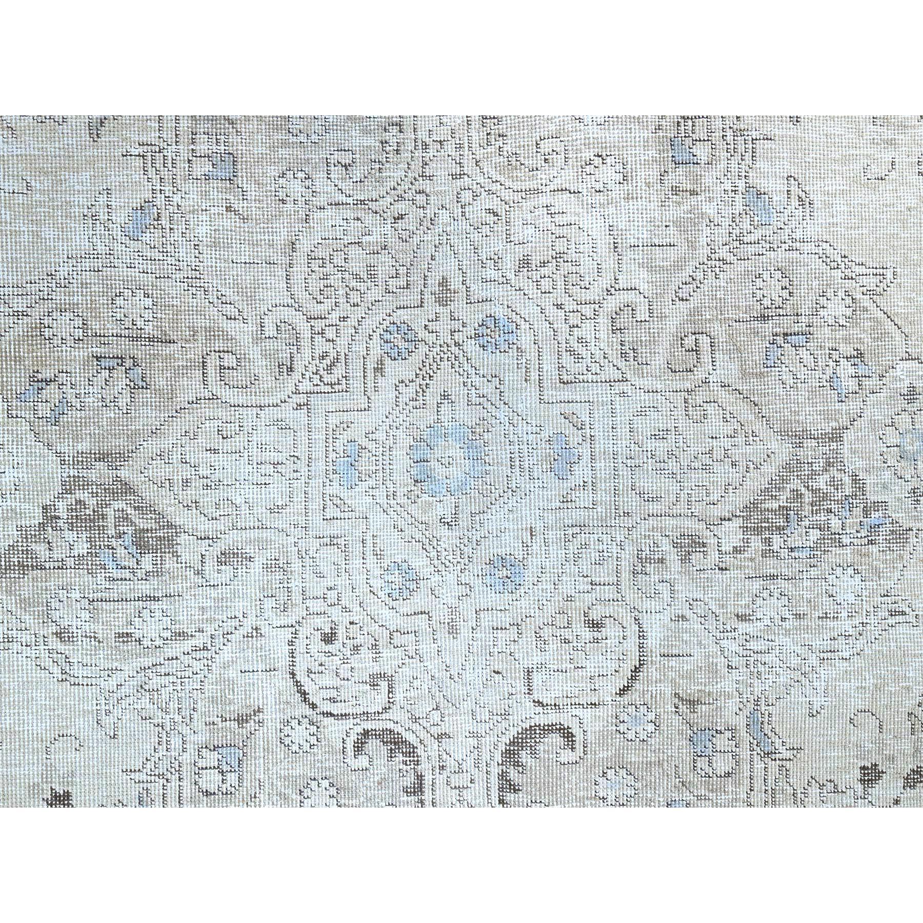 Elfenbein Vintage Persischer Täbris Handgeknüpfter Abrash Abend getragener reiner Wollteppich sauberer Teppich im Angebot 4