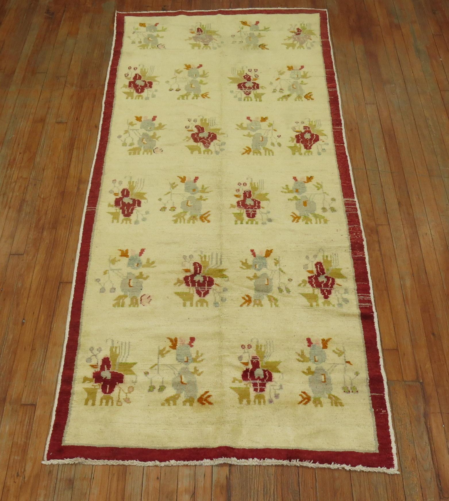 Türkischer Vintage-Teppich in Elfenbein im Angebot 1