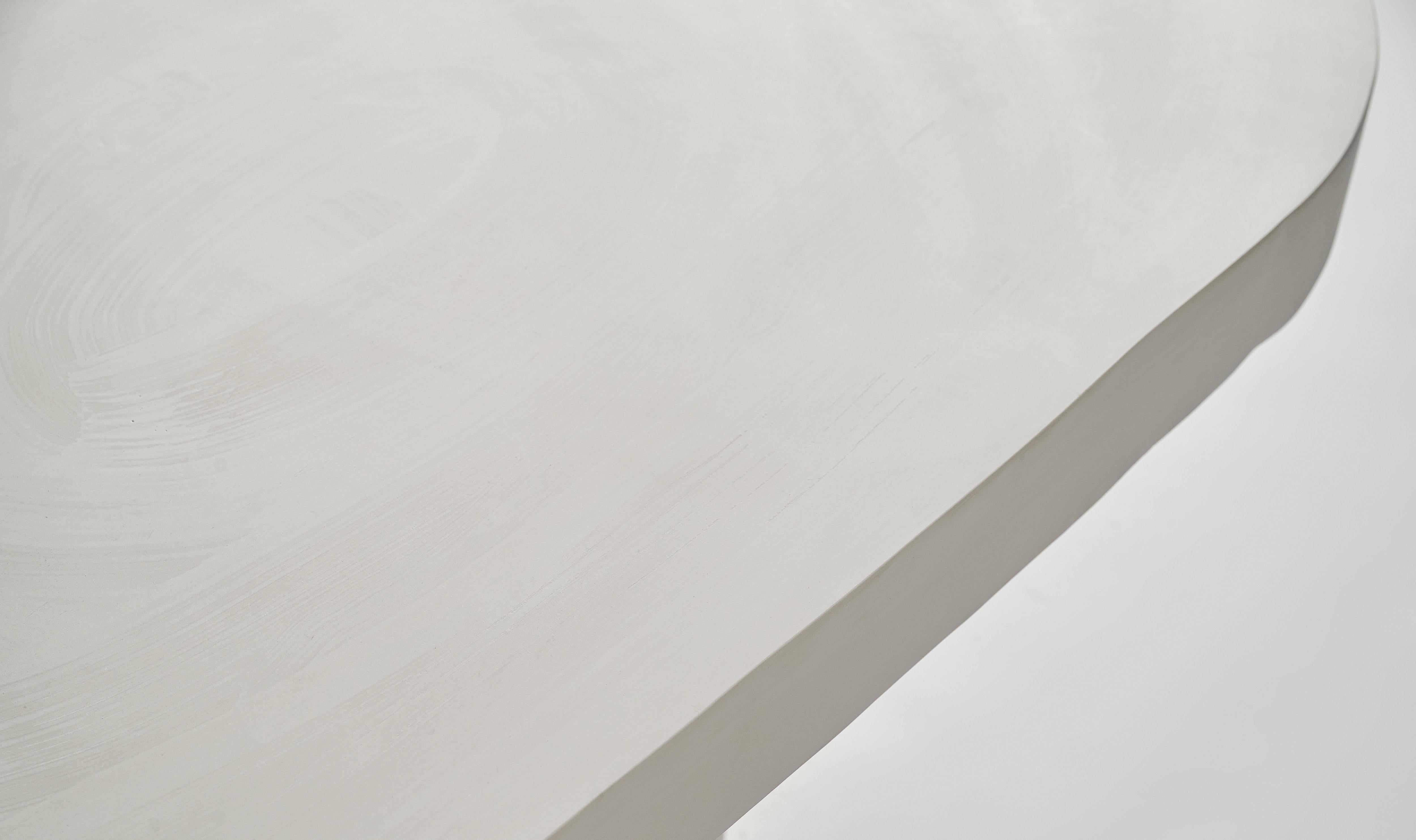 Table basse ovale Ivory Wave Off-White par Perler  Neuf - En vente à Geneve, CH