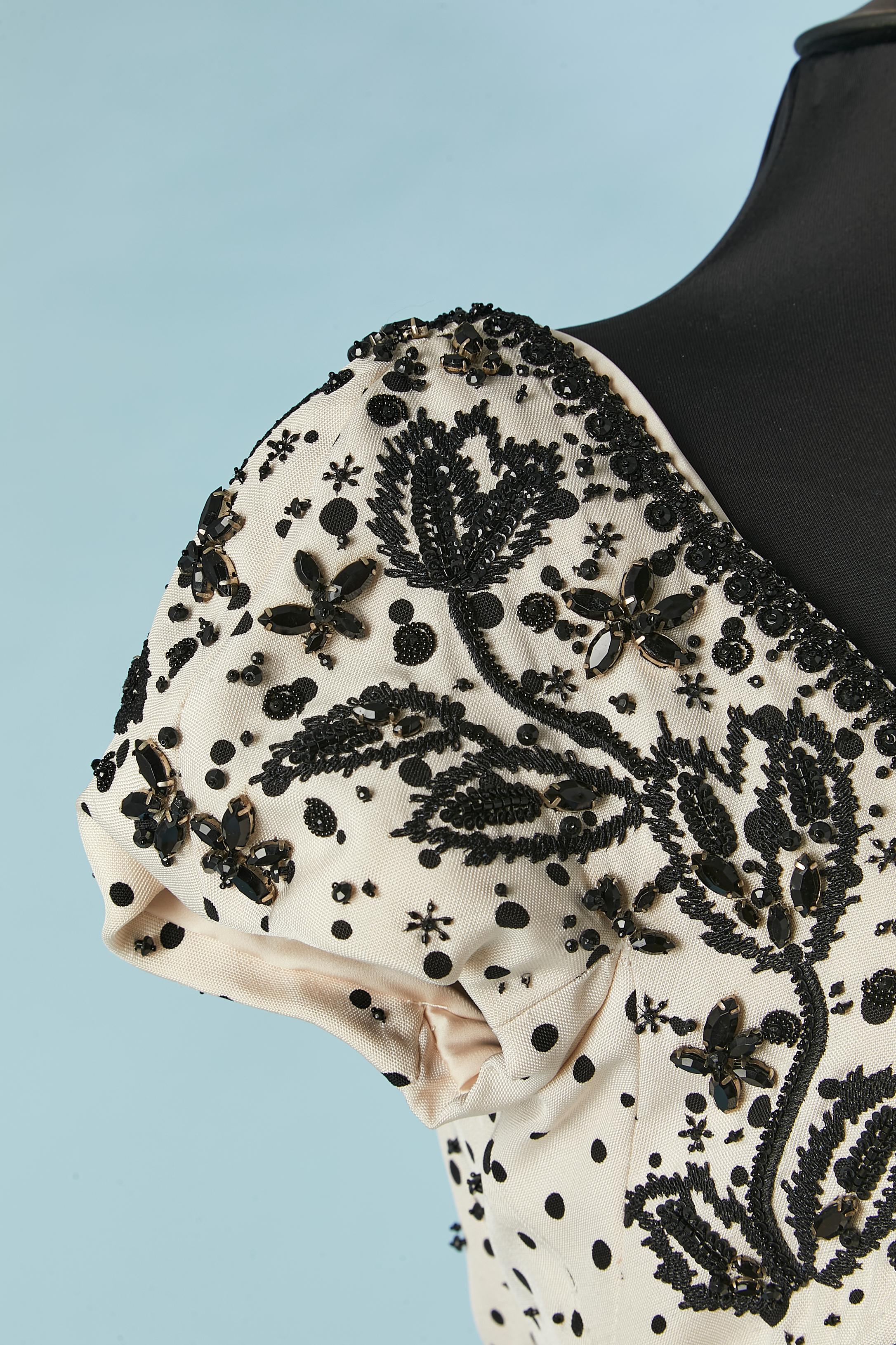 Black Ivory wild  silk cocktail dress with black embroideries Circa 1960's For Sale