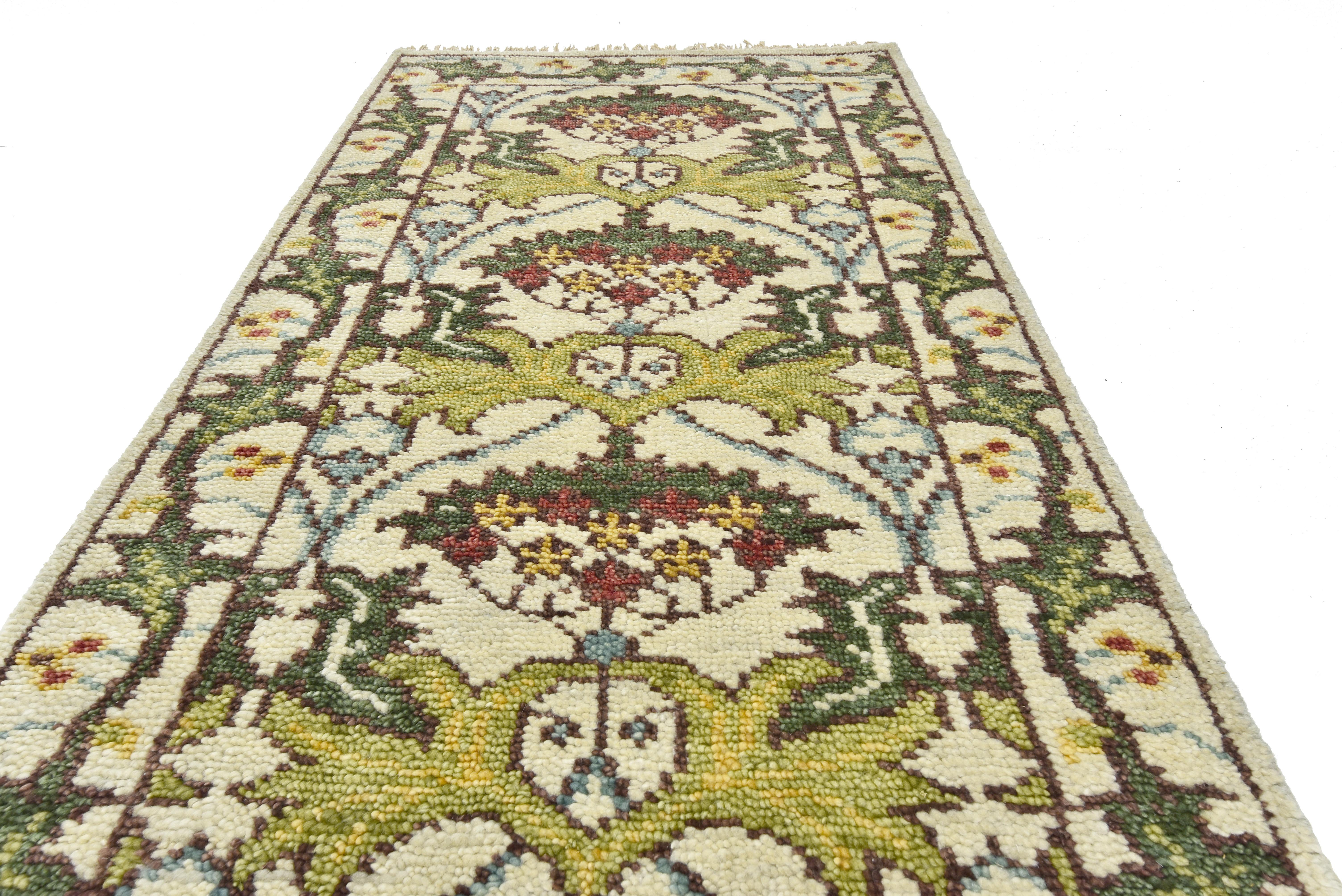 Arts and Crafts Runner in avorio ispirato a William Morris in vendita