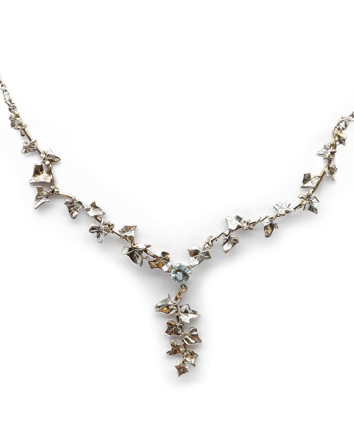 Ivy Art Nouveau 0.45 ct aquamarine necklace in 18k gold and platinum For Sale 1