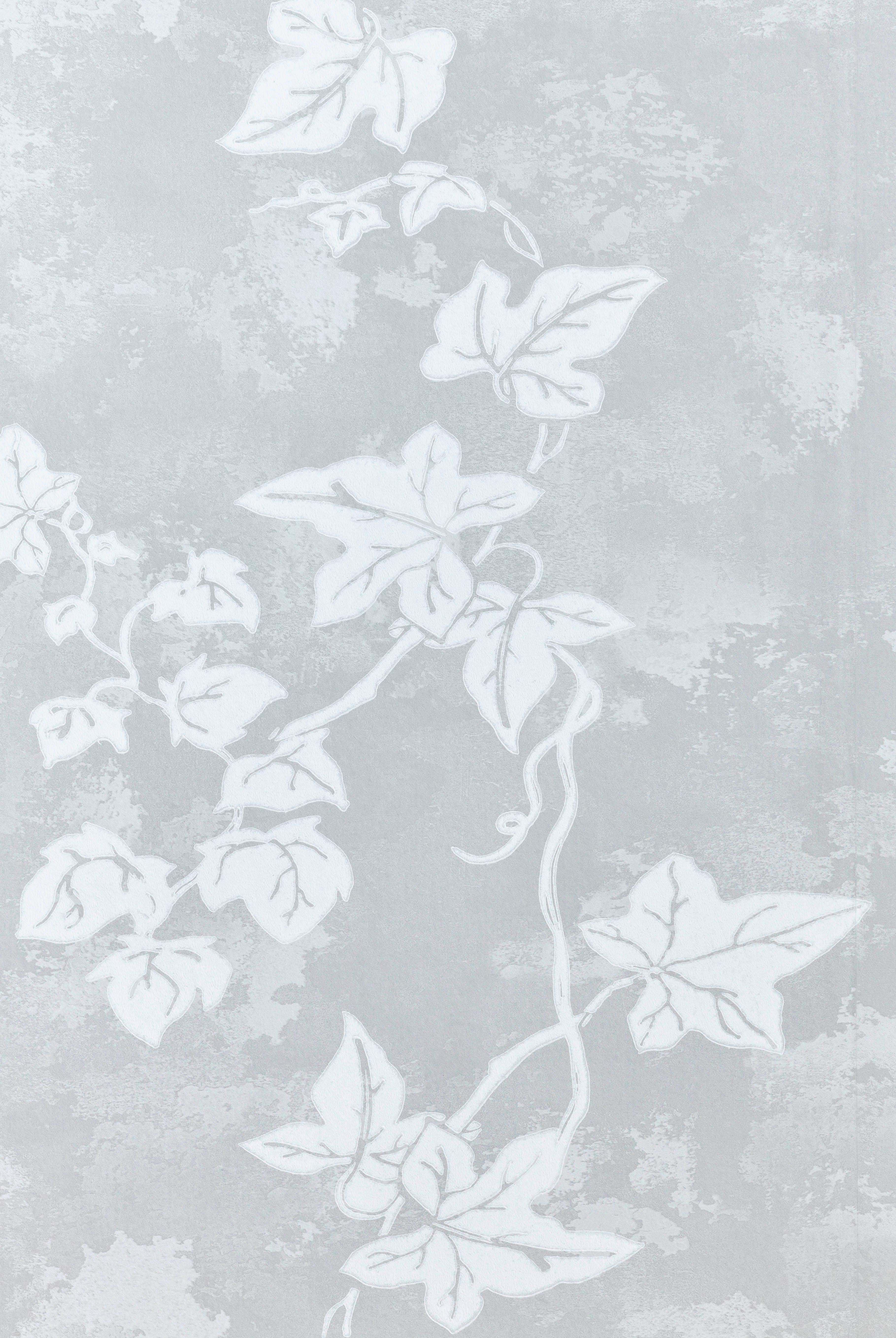 Paper 'Ivy' Contemporary, Traditional Wallpaper in Aged Grey For Sale