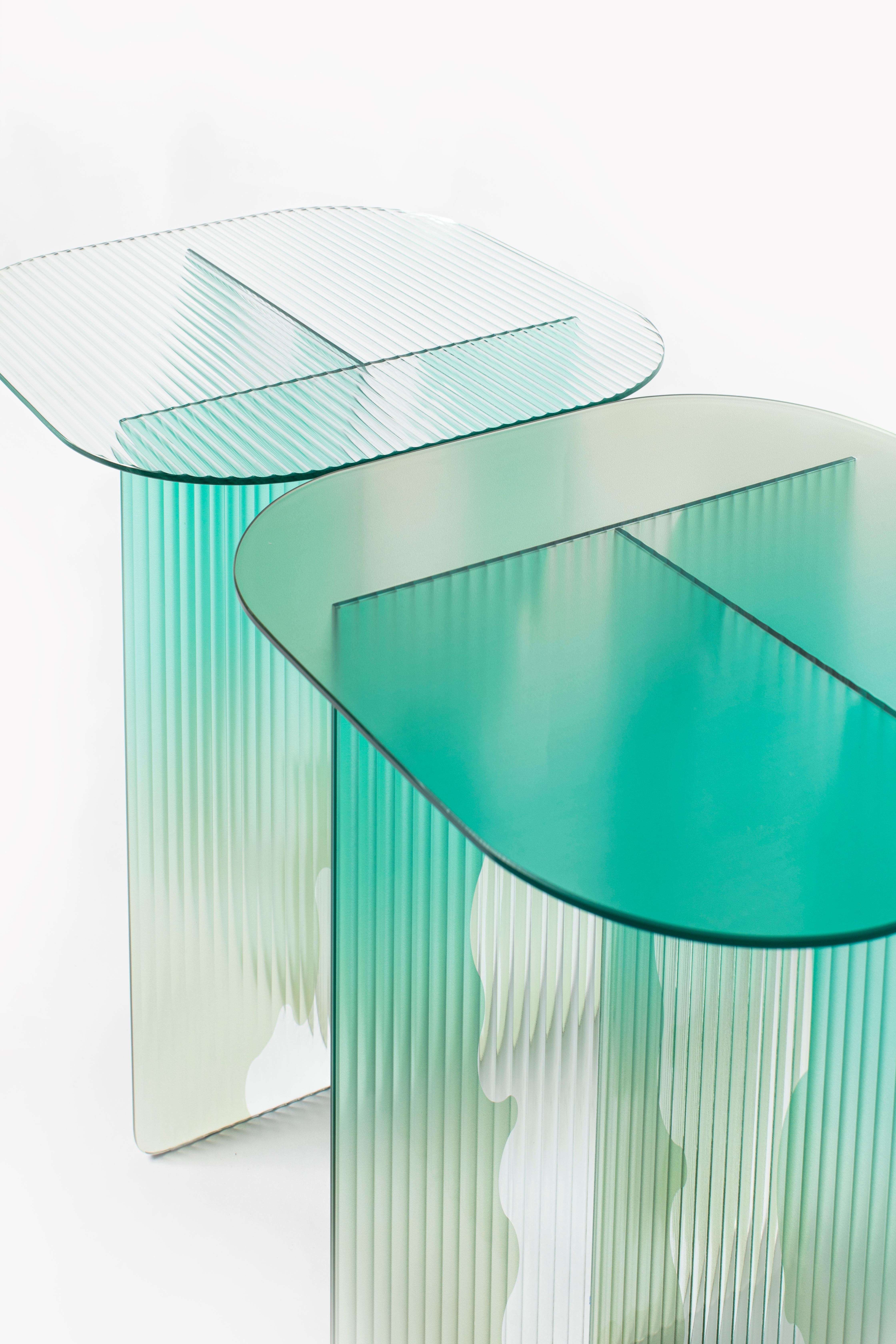 Modern Ivy-II Side Table For Sale