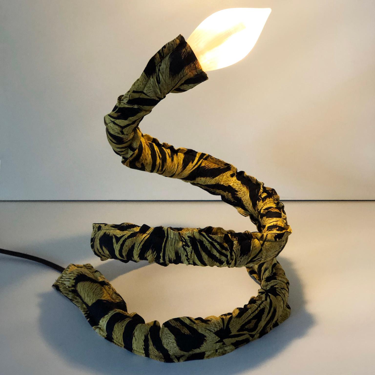 Contemporain Lampe articulée IVY en vente