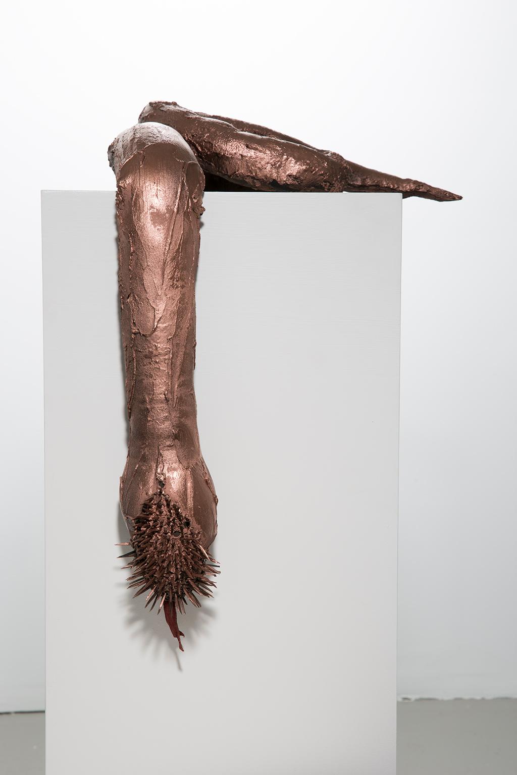 Ivy Naté Figurative Sculpture - Sculpture Snake with spikes: 'Snake'