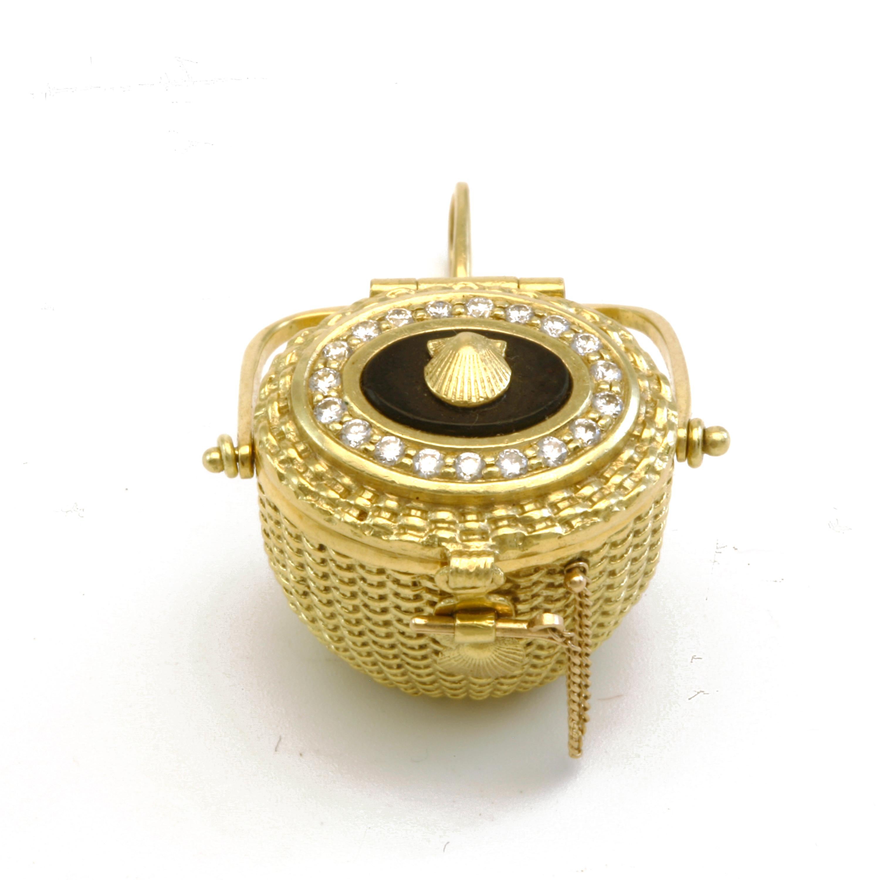 Diana Kim England Nantucket Lightship Locket in 18k Gold with Ebony and Diamonds In New Condition For Sale In Red Hook, NY