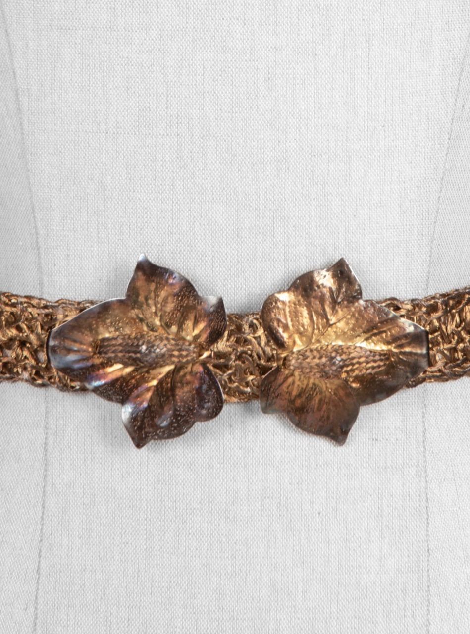 Ivy or Maple Leaf Buckle Gold Tone Metal Woven Belt c. 1970s In Excellent Condition In Munich, DE