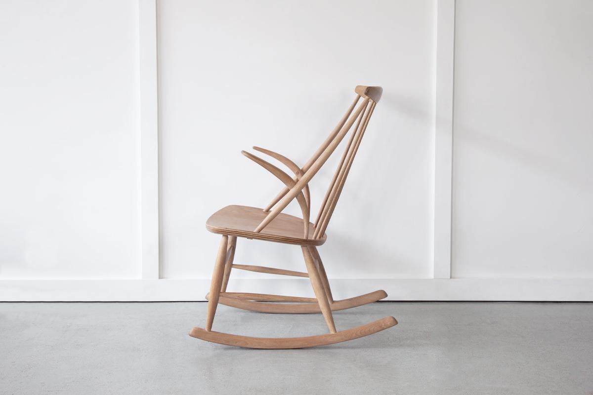 'IW3' Rocking Chair, Mid 20th Century Danish  In Good Condition In Bristol, GB