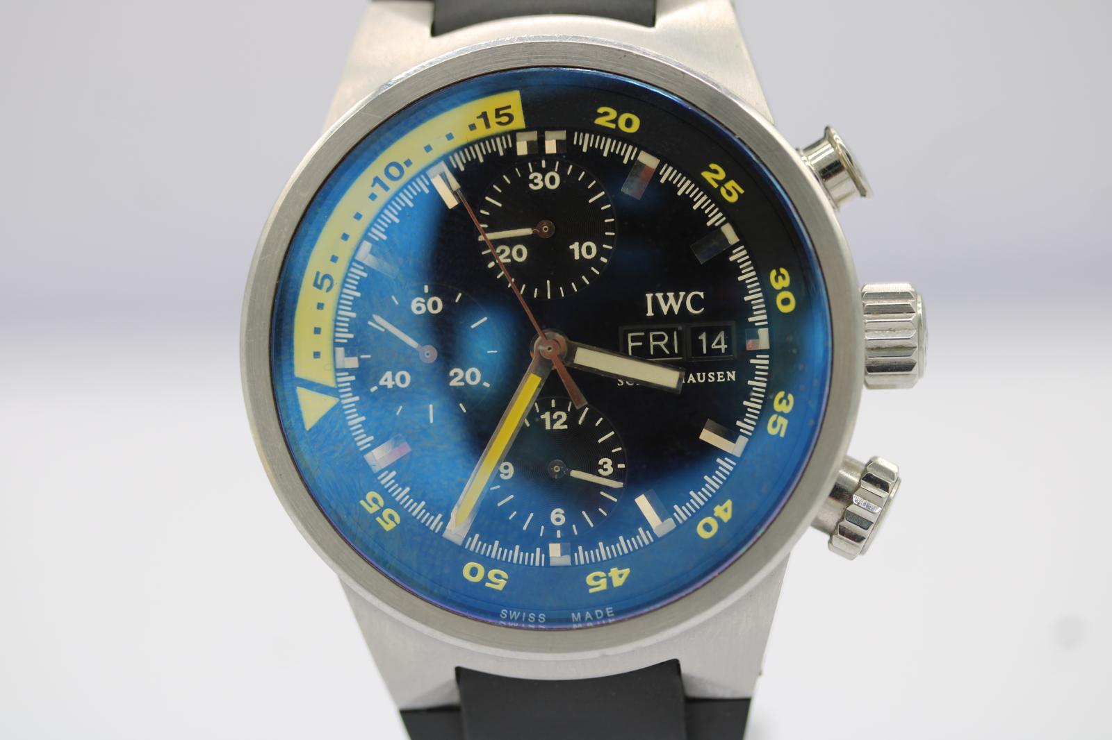 De los hombres IWC Aquatimer Cronógrafo IW371918  Titanio  42mm Esfera Negra  Correa de caucho en venta