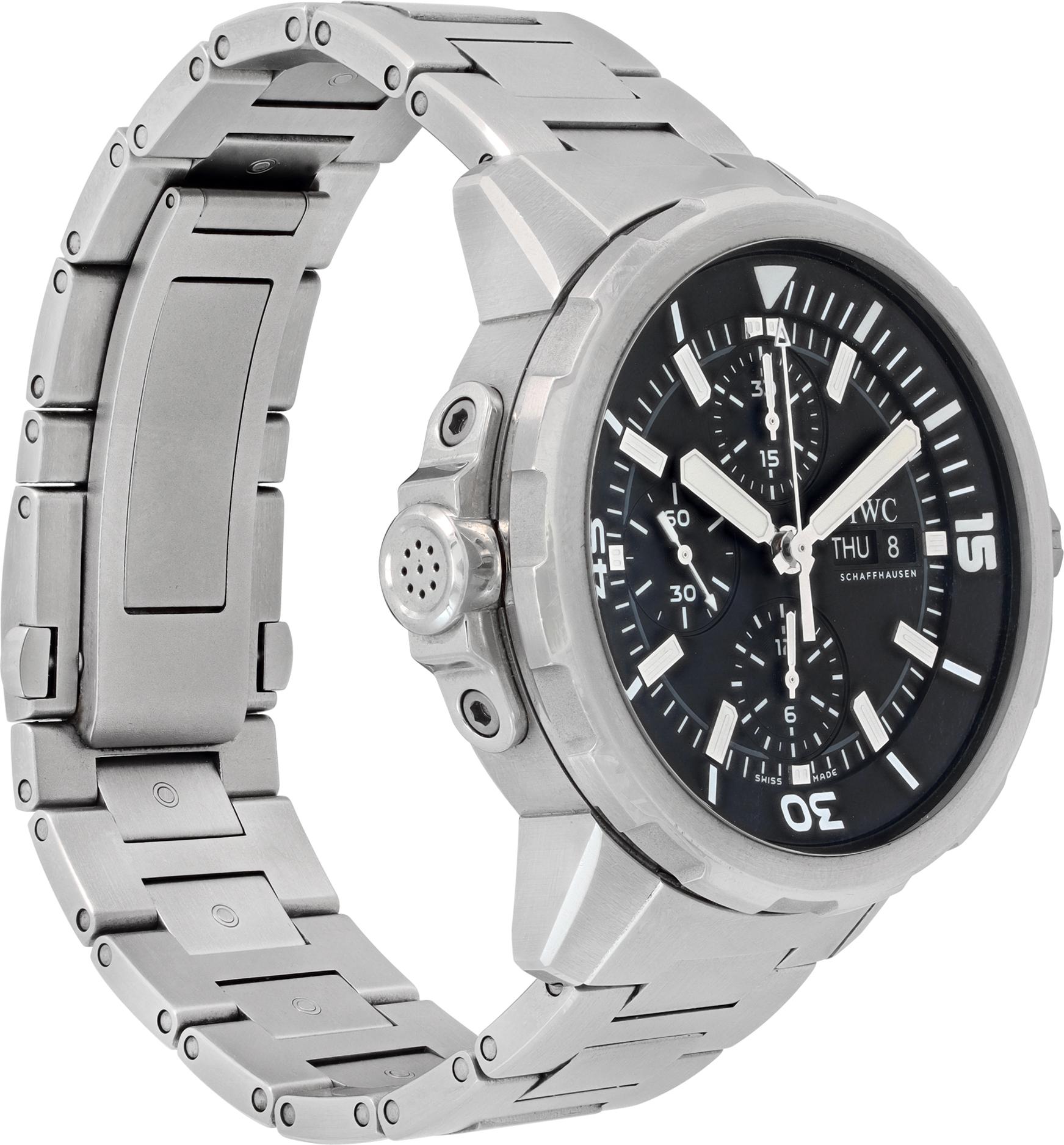 IWC Aquatimer Chronograph Steel Automatic Wristwatch w/ Black Dial Ref IW376804 In Excellent Condition For Sale In Surfside, FL