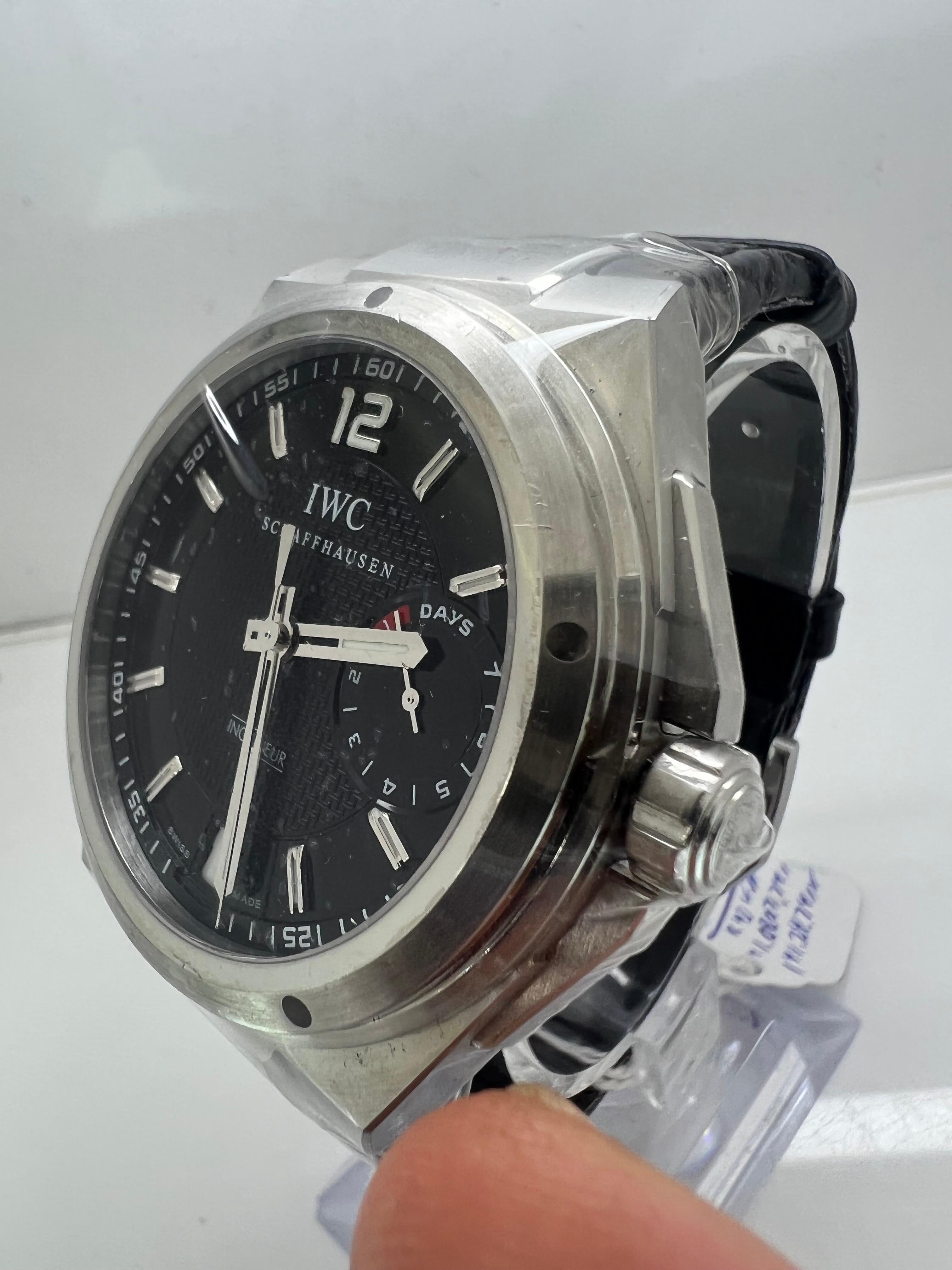 IWC Big Pilots 46mm Black Dial Automatic Steel Mens Watch IW500401

Vendu neuf !! papiers de la boîte non portés !

montre incroyable !

expédition gratuite le lendemain !

acheter avec confidencer

Evita Diamonds