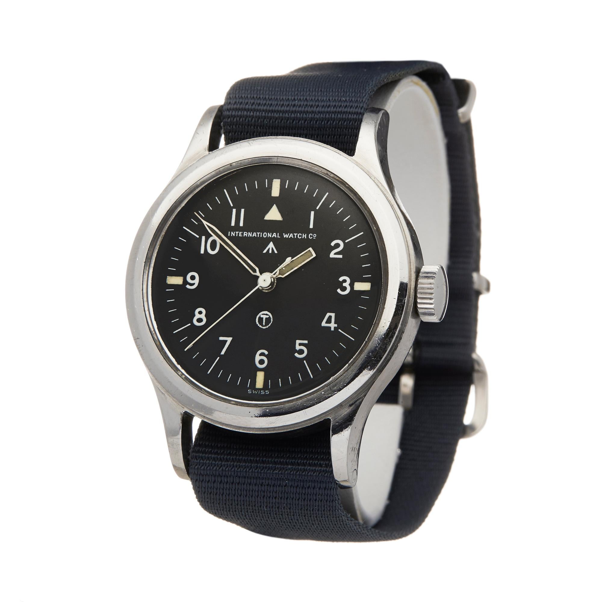 Reference: COM1969
Manufacturer: IWC
Model: MKXI
Model Reference: Cal.89
Age: Circa 1950's
Gender: Men's
Box and Papers: Presentation Box
Dial: Black Arabic
Glass: Plexiglass
Movement: Mechanical Wind
Water Resistance: To Manufacturers