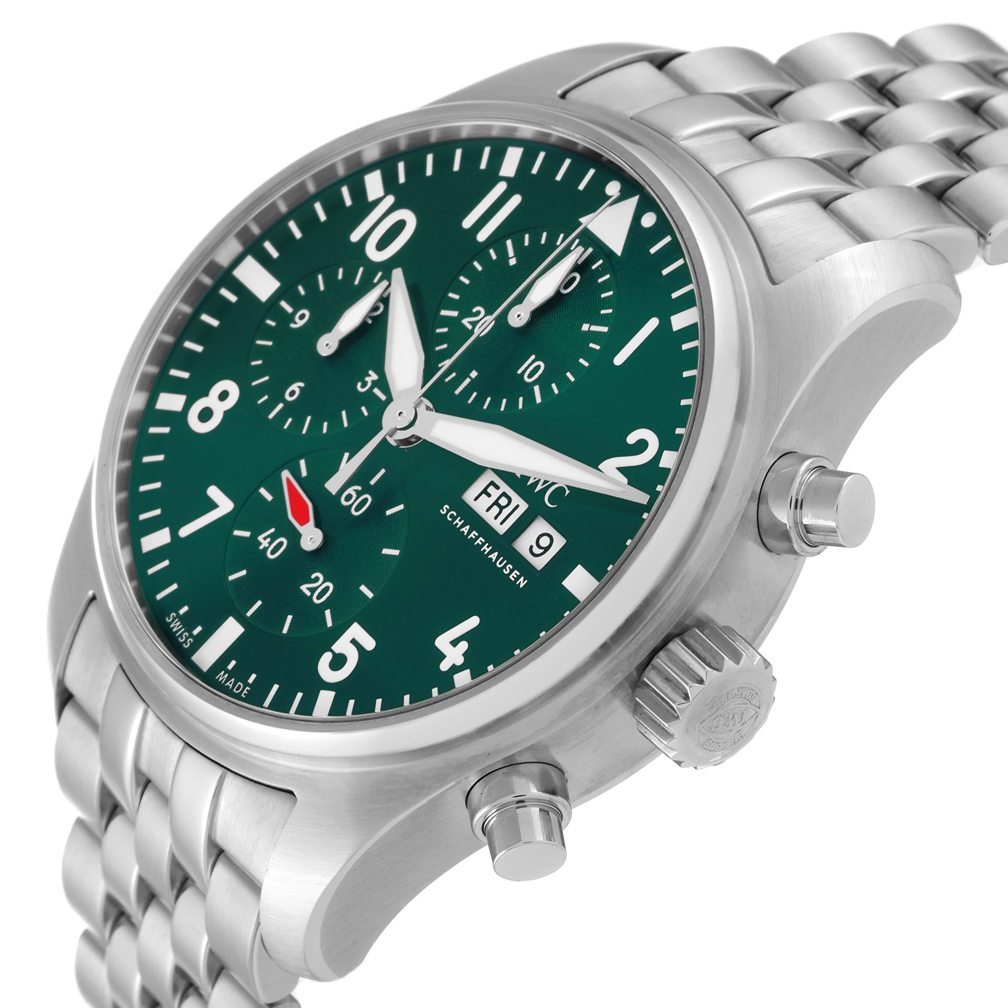 IWC Pilot Chronograph 41 Green Dial Steel Mens Watch IW388104 Box Card In Excellent Condition In Atlanta, GA