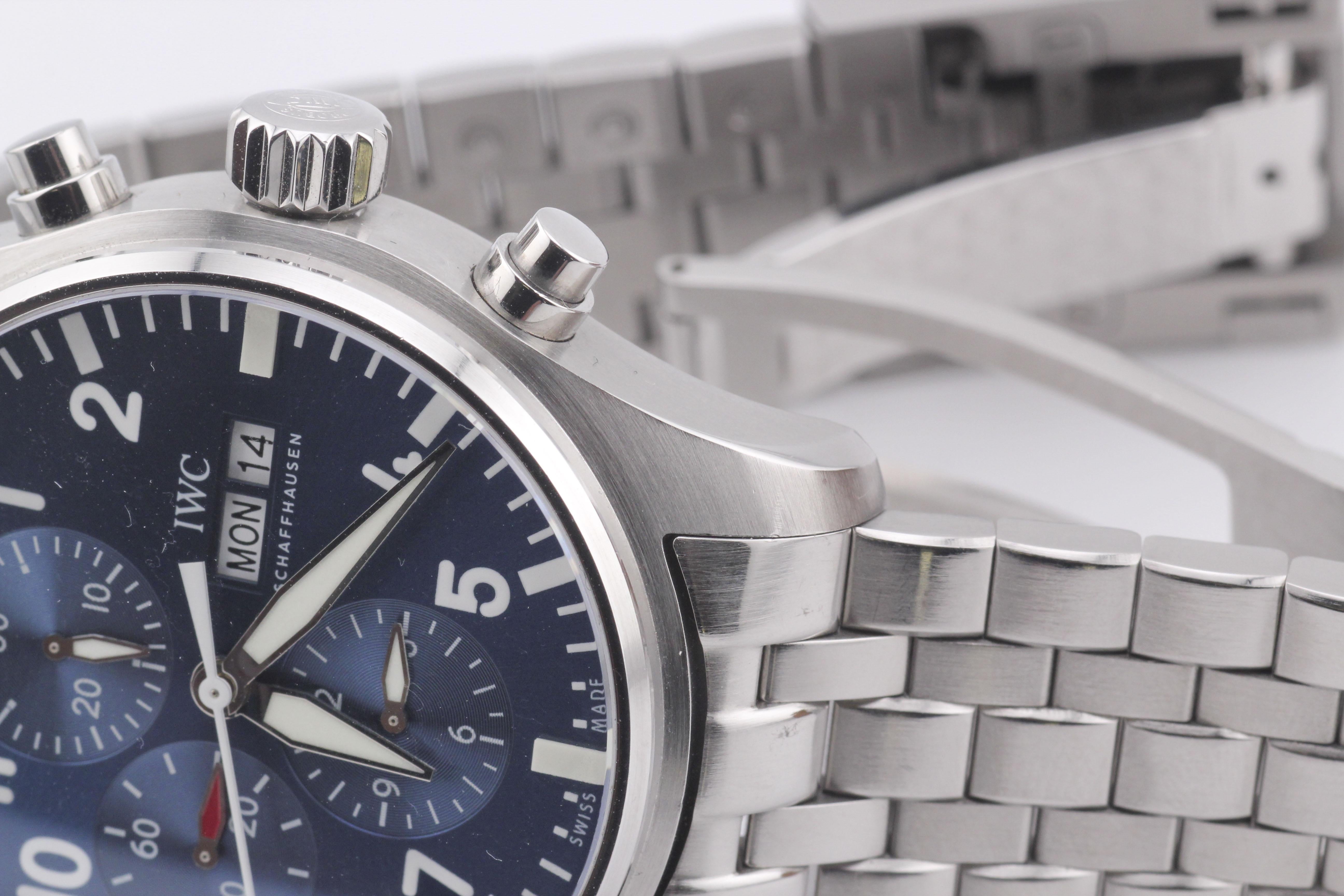 Reloj IWC Pilot Cronógrafo de acero Le Petit Prince Esfera azul 43 mm B&P IW377714 7