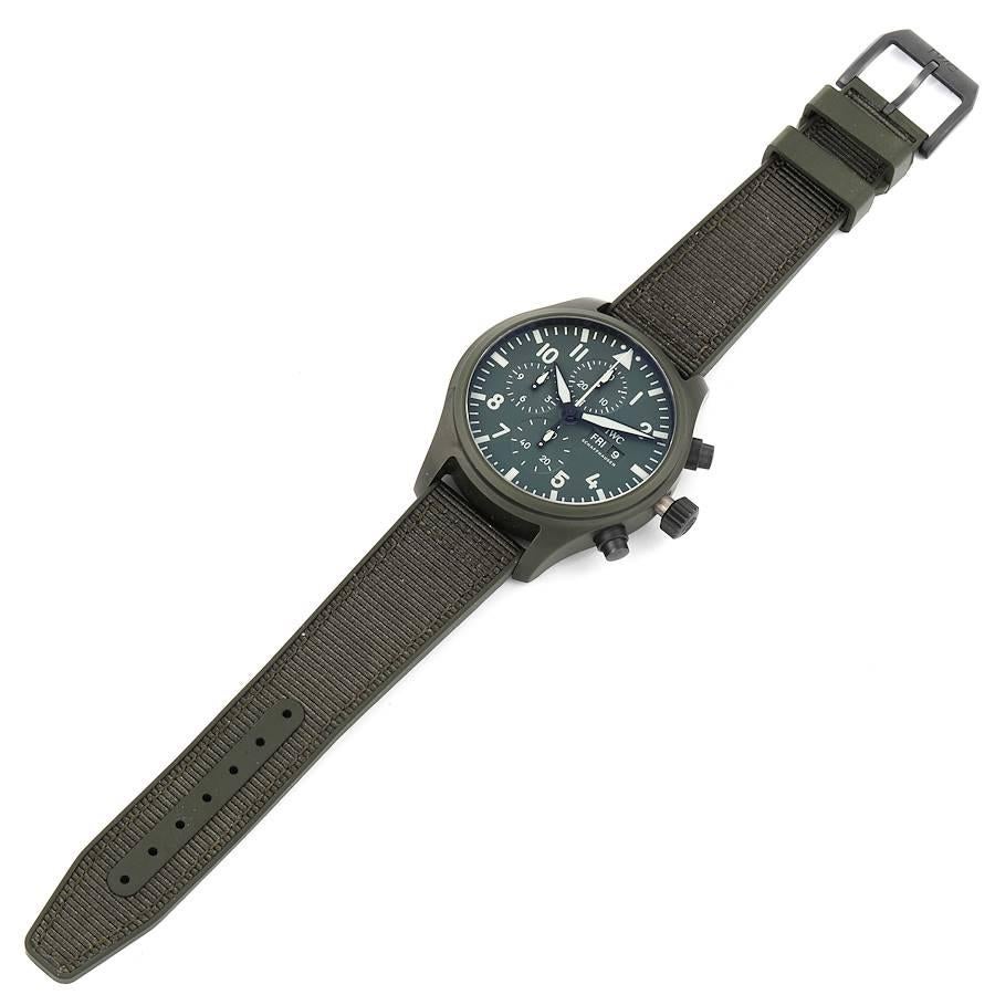 IWC Pilot Top Gun Chronograph Grünes Zifferblatt Herrenuhr IW389106 Ungetragen im Angebot 5