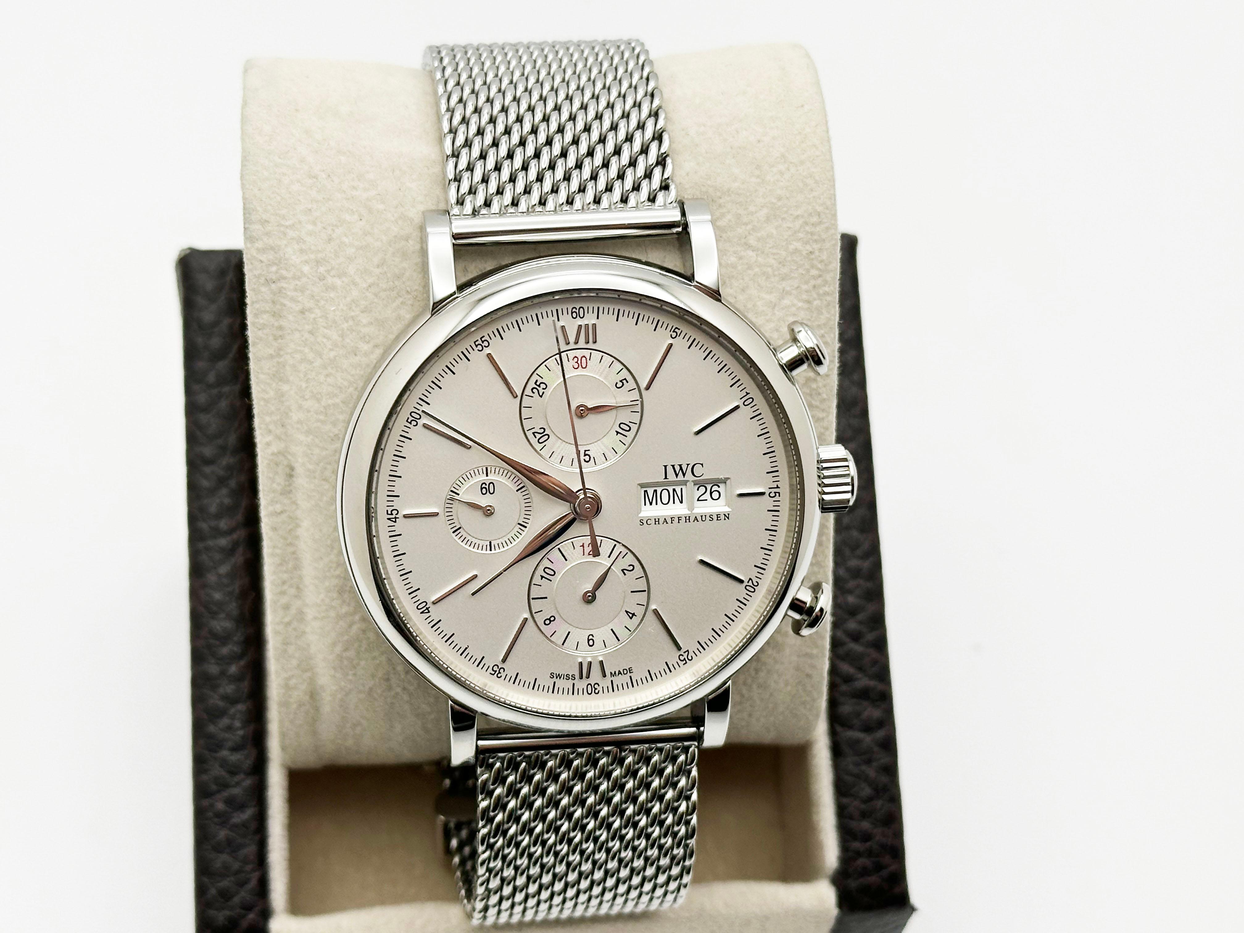 Style Number: IW391009



Year: 2018

 

Model: IWC Portofino Chronograph 

 

Case Material: Stainless Steel 

 

Band: Stainless Steel 

 

Bezel: Stainless Steel 

 

Dial: White Dial 

 

Face: Sapphire Crystal 

 

Case Size: 42mm 

