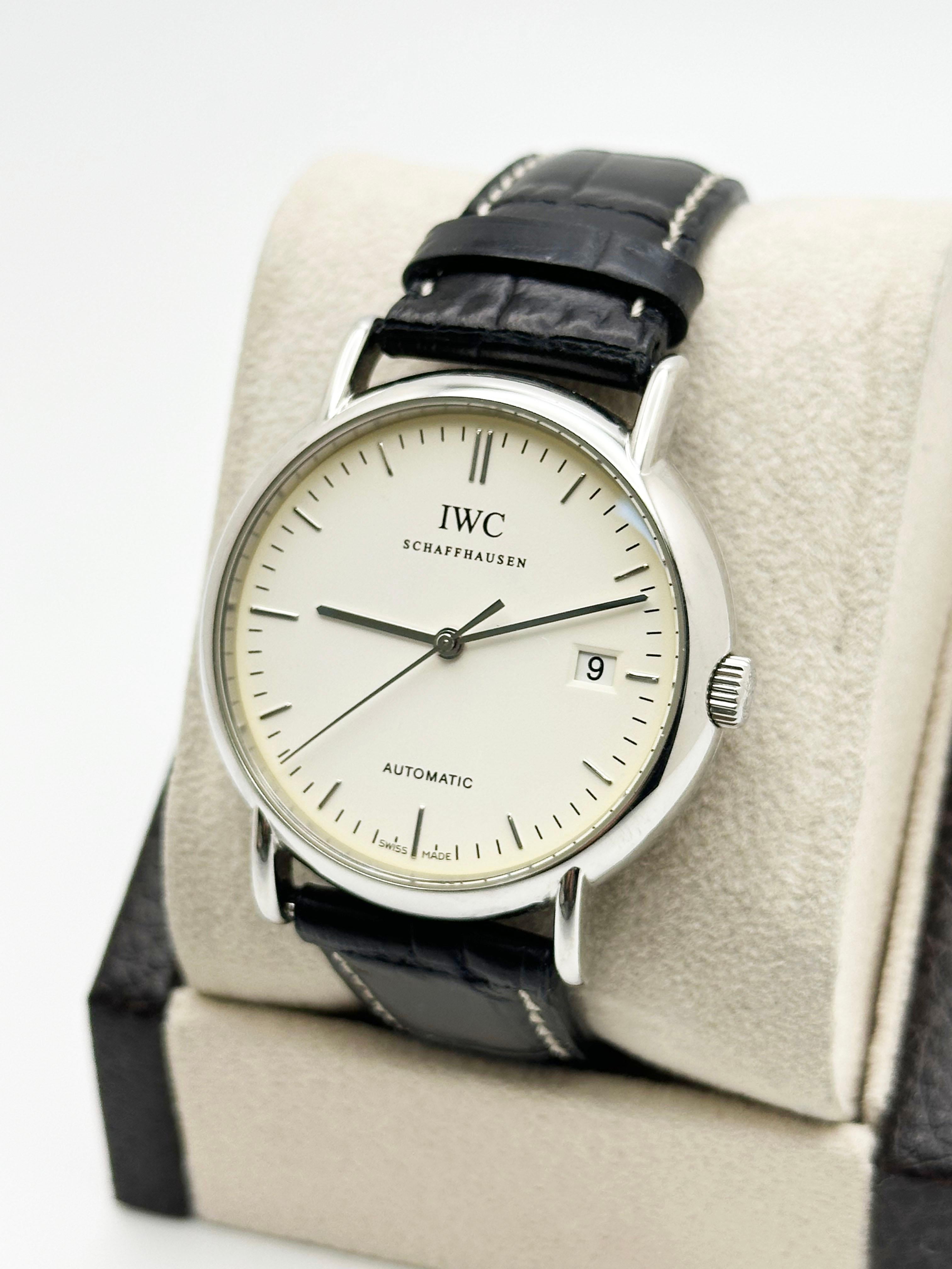 IWC Portofino IW3533 Automatic Stainless Steel 38mm In Excellent Condition For Sale In San Diego, CA