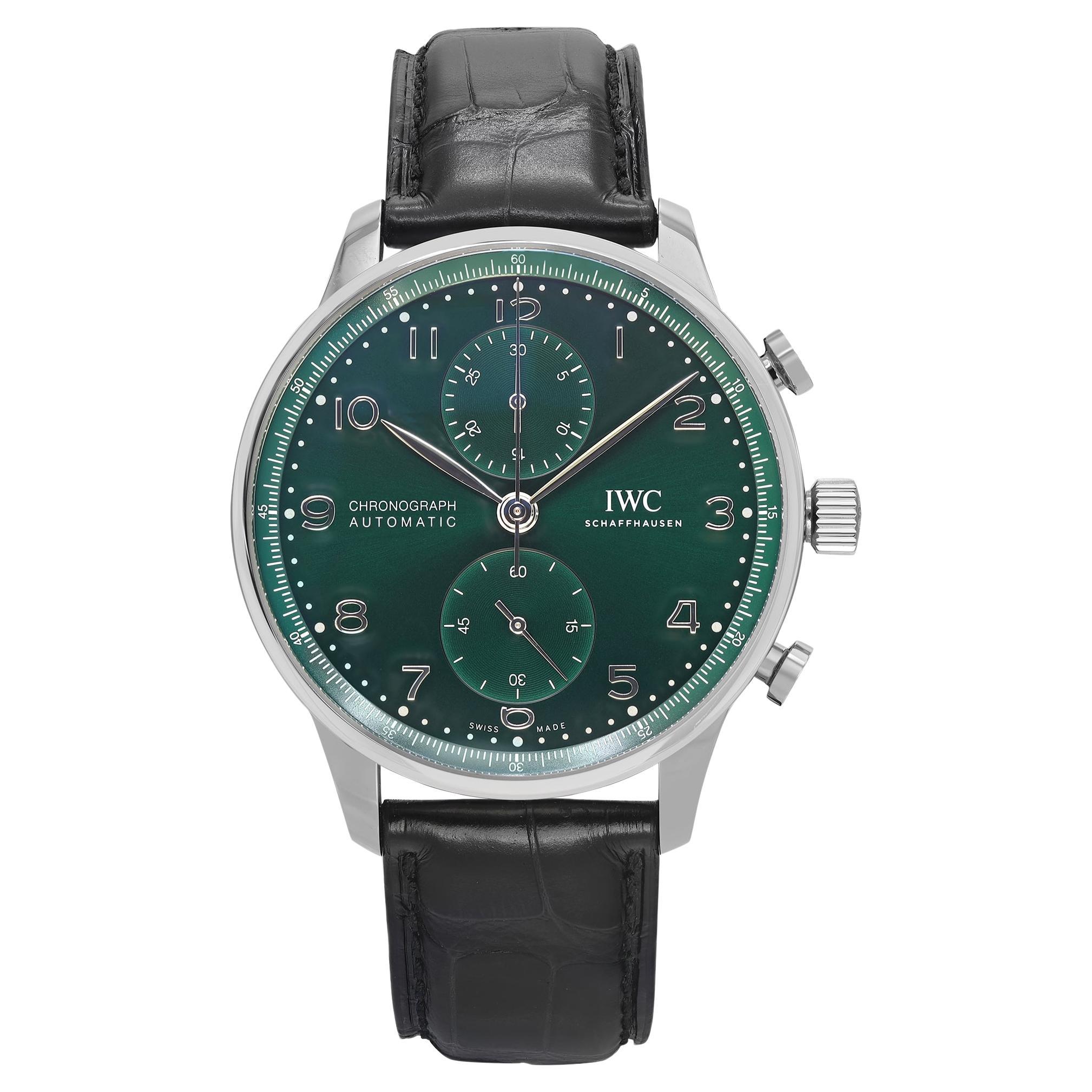 Montre pour hommes IWC portugaise chronographe en acier avec cadran vert automatique IW371615 en vente