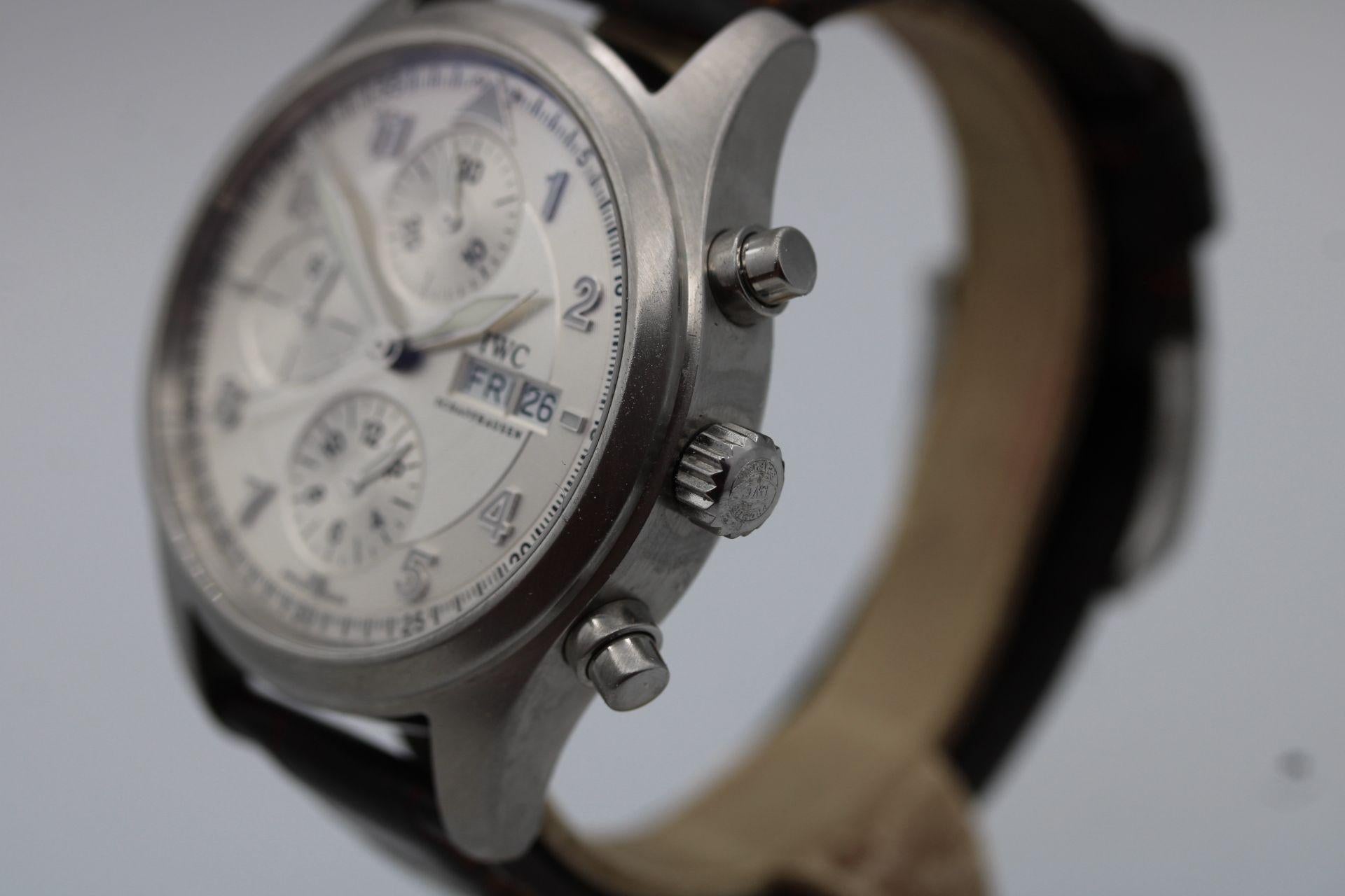 Cronografo IWC Spitfire IW371702  42mm  Quadrante Silver  Scatola e documenti  2008 in vendita 4