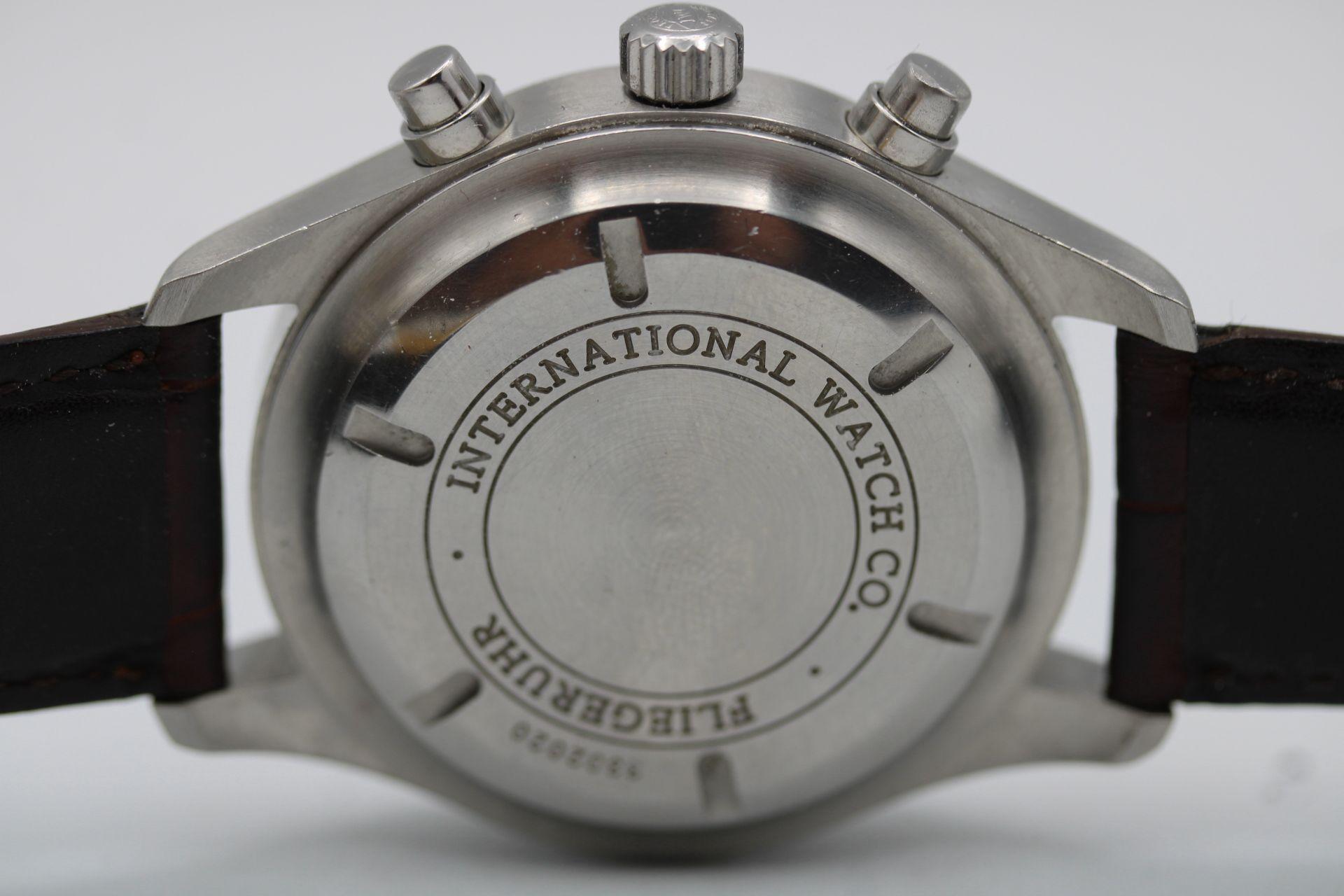 Cronografo IWC Spitfire IW371702  42mm  Quadrante Silver  Scatola e documenti  2008 in vendita 5