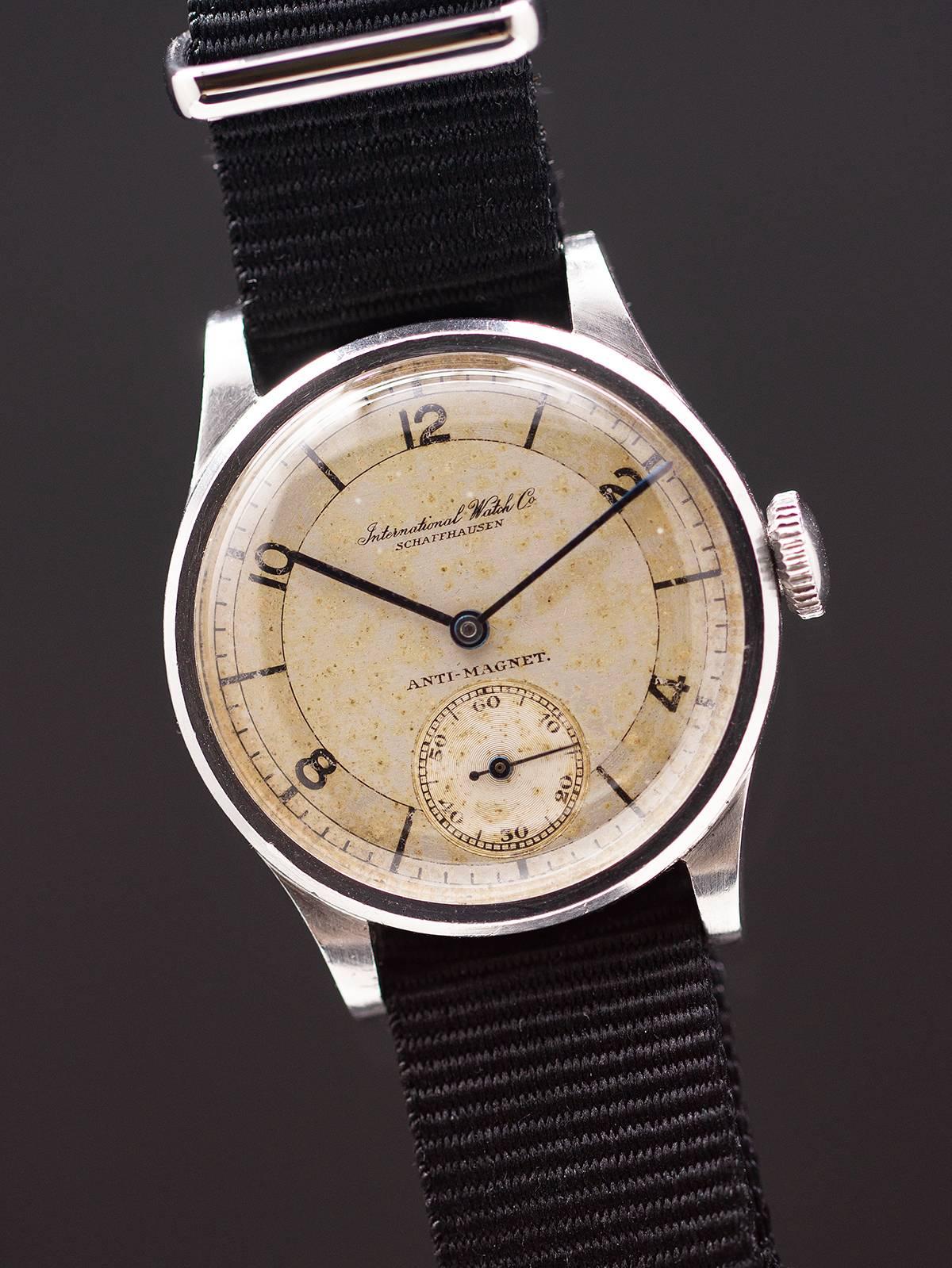 IWC Stainless Steel Calatrava Manual Wind Wristwatch, circa 1940s In Excellent Condition For Sale In West Hollywood, CA