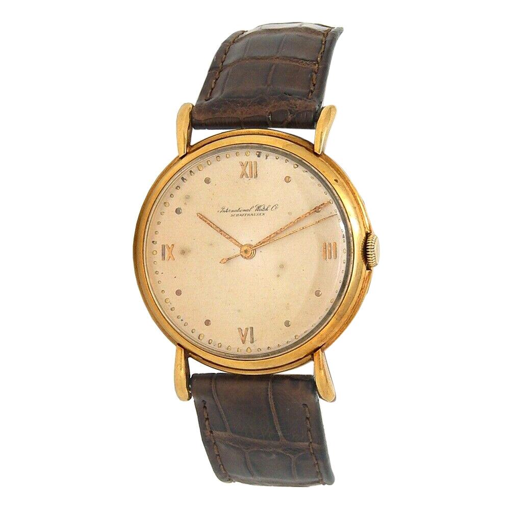 IWC Vintage 18 Karat Yellow Gold Hand-Winding Men's Watch For Sale